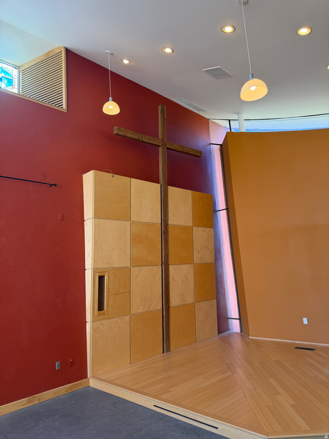 main property photo 17