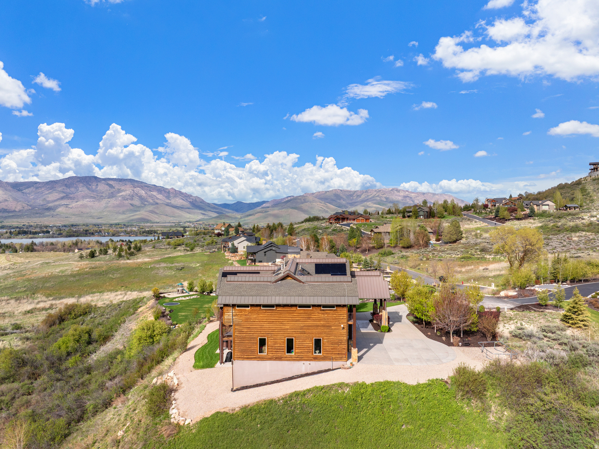 main property photo 39