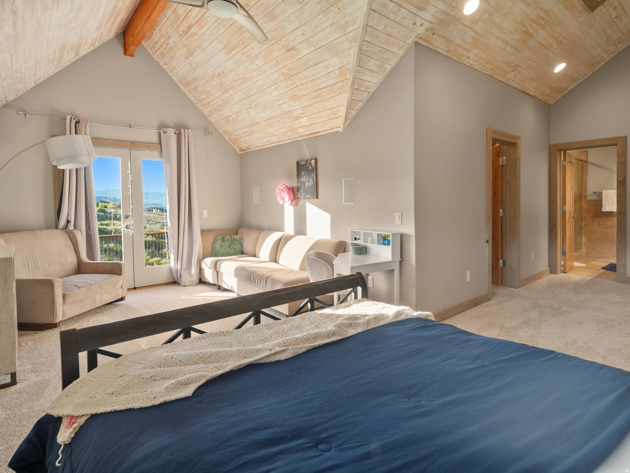 main property photo 60