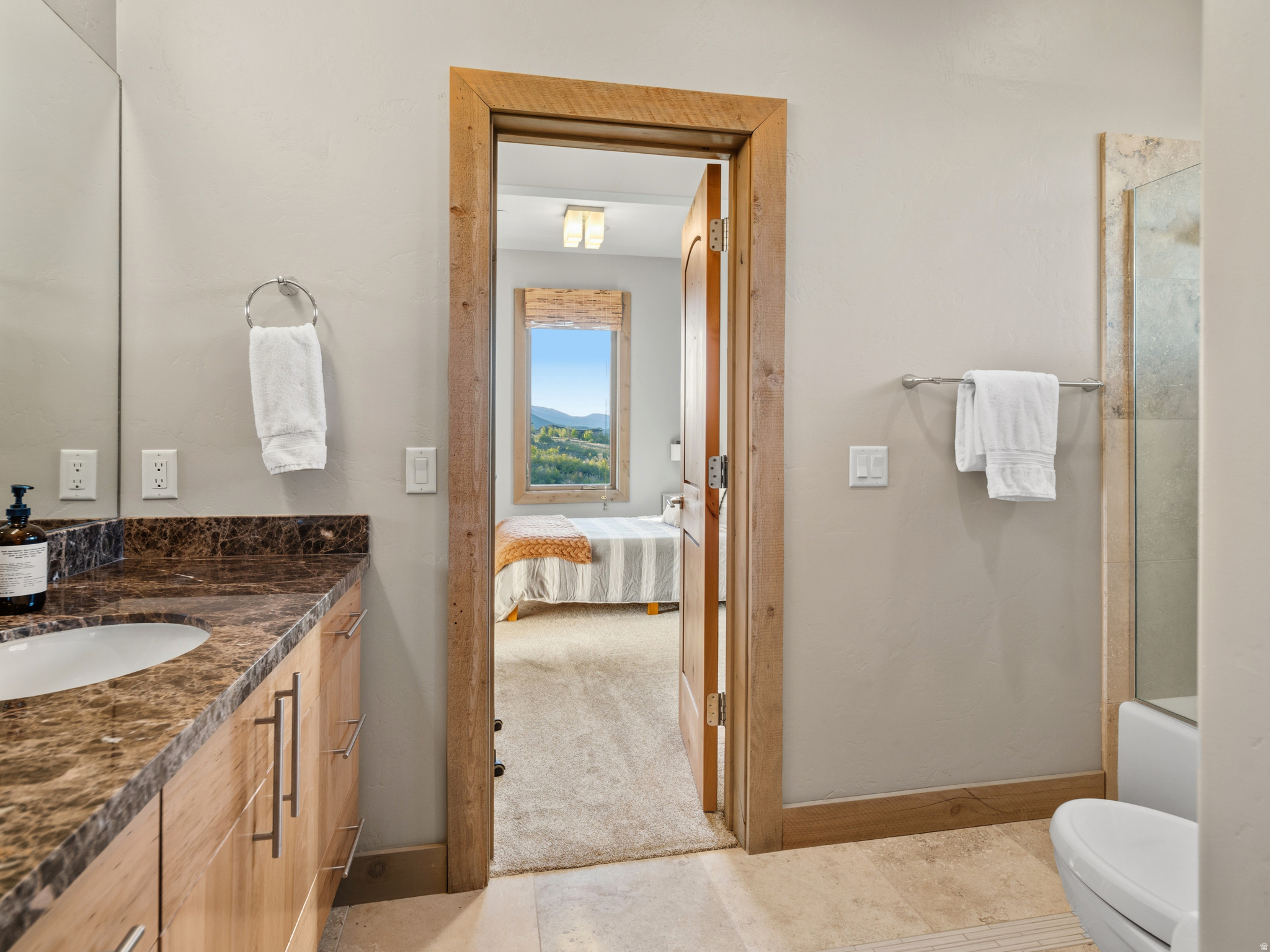 main property photo 70