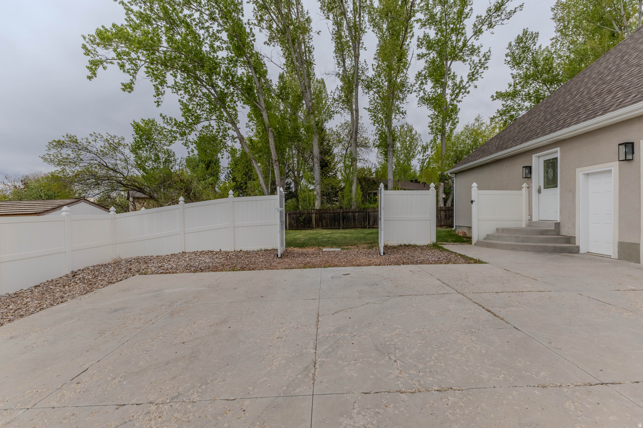 main property photo 63