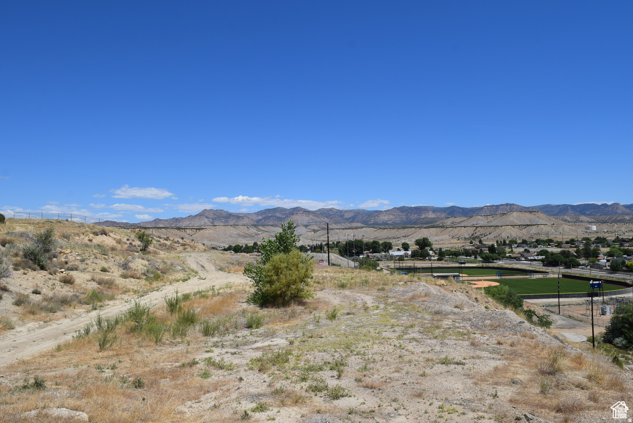 main property photo 12