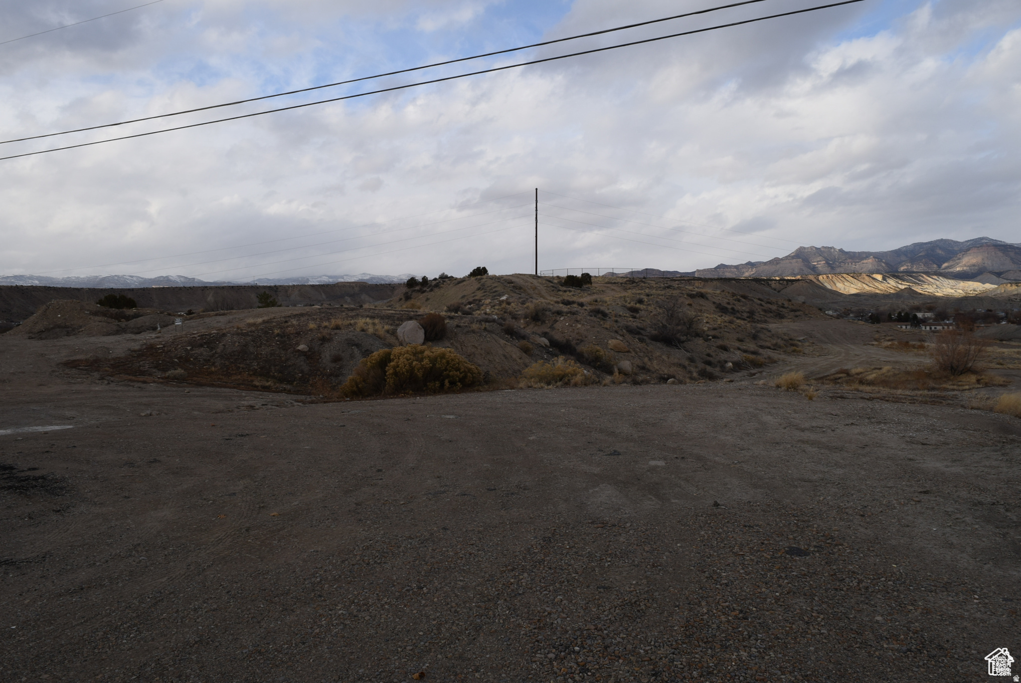 main property photo 16