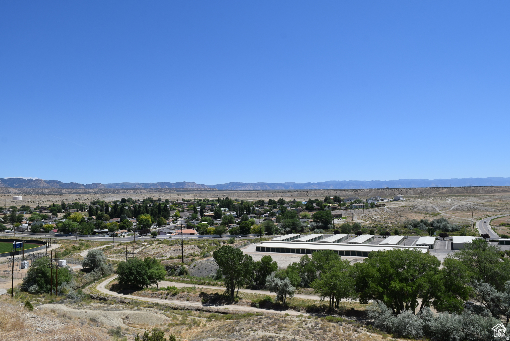 main property photo 29