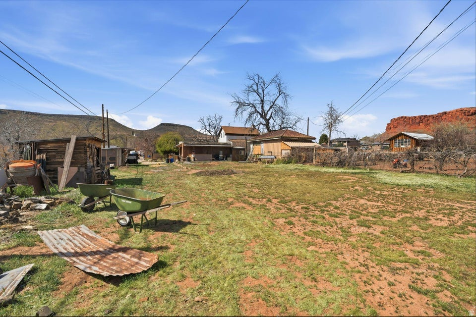 main property photo 31