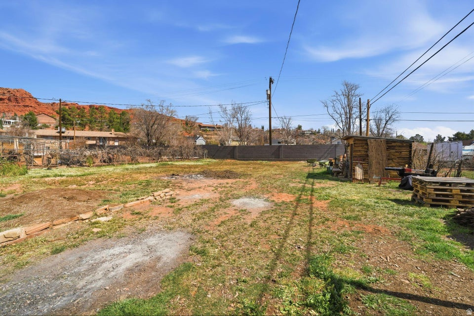 main property photo 32