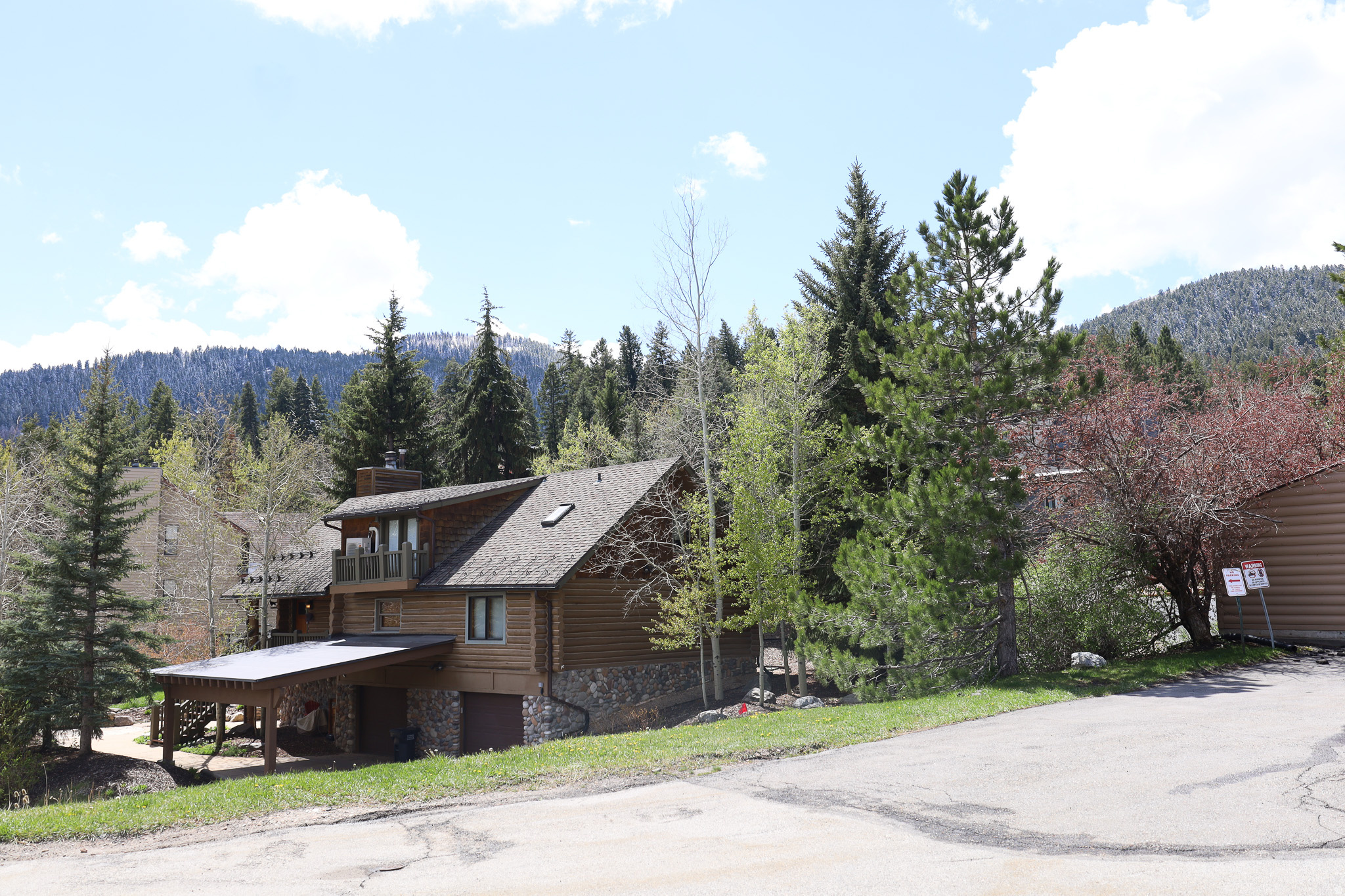main property photo 33