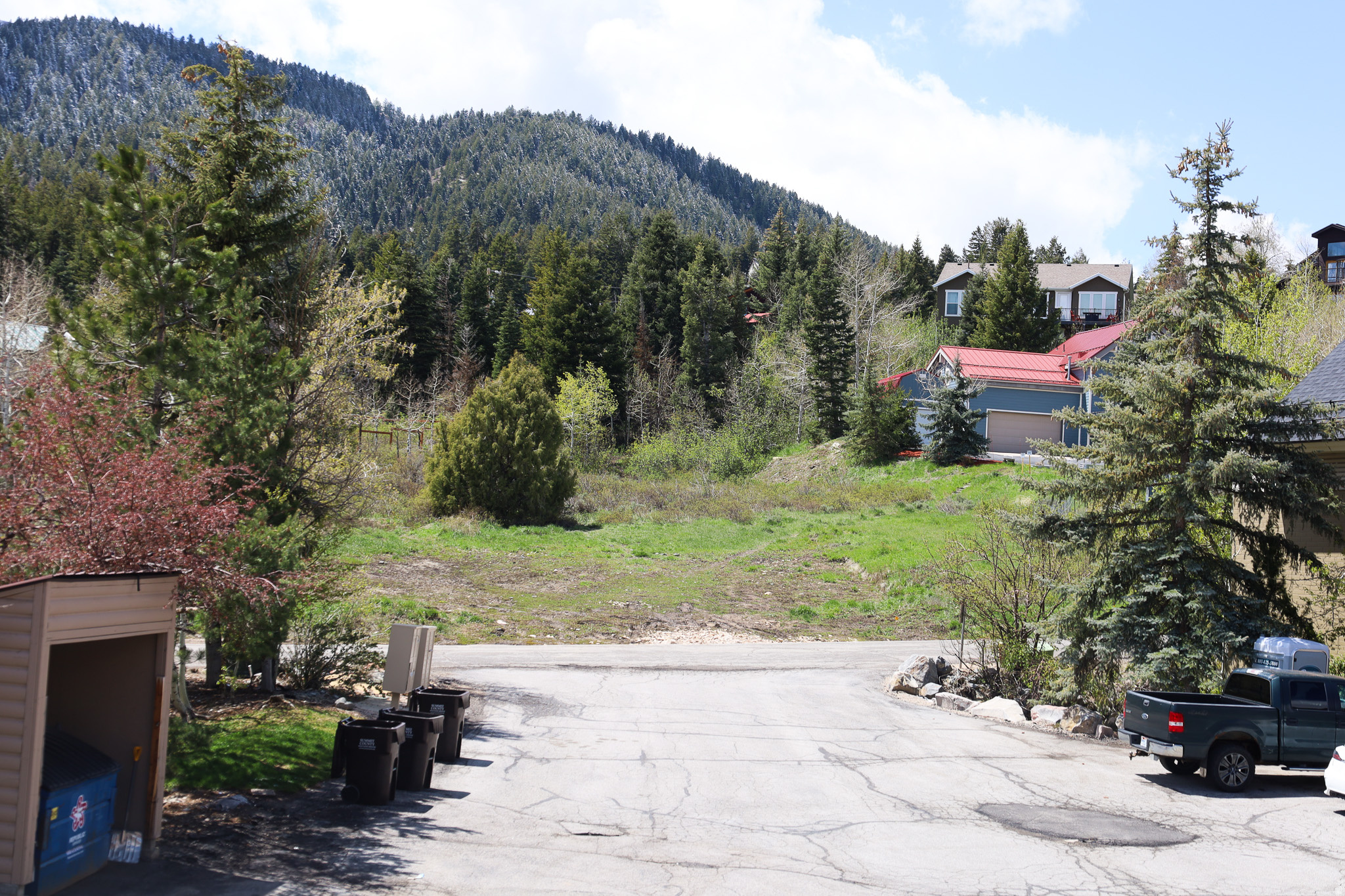 main property photo 34