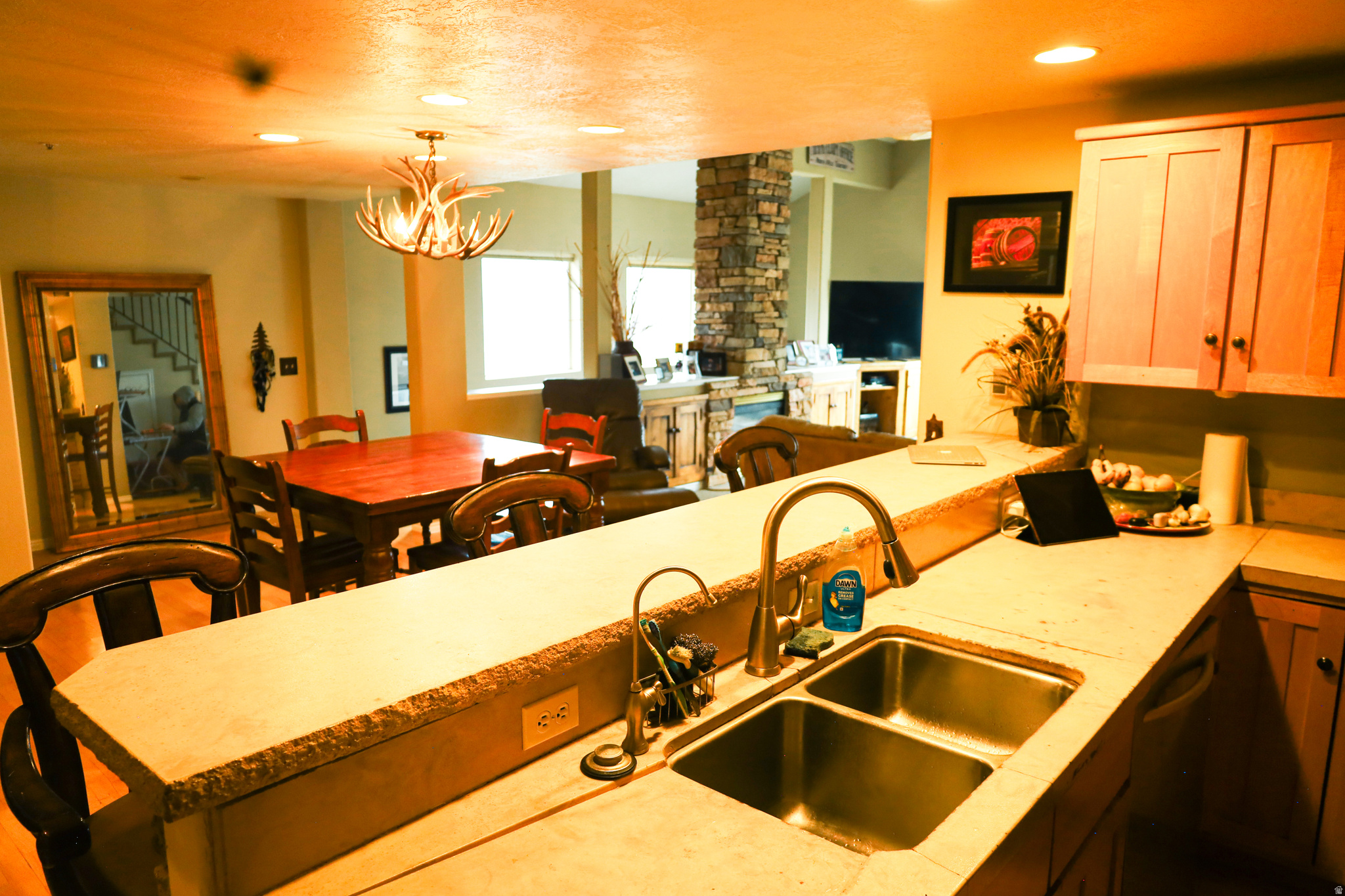 main property photo 6