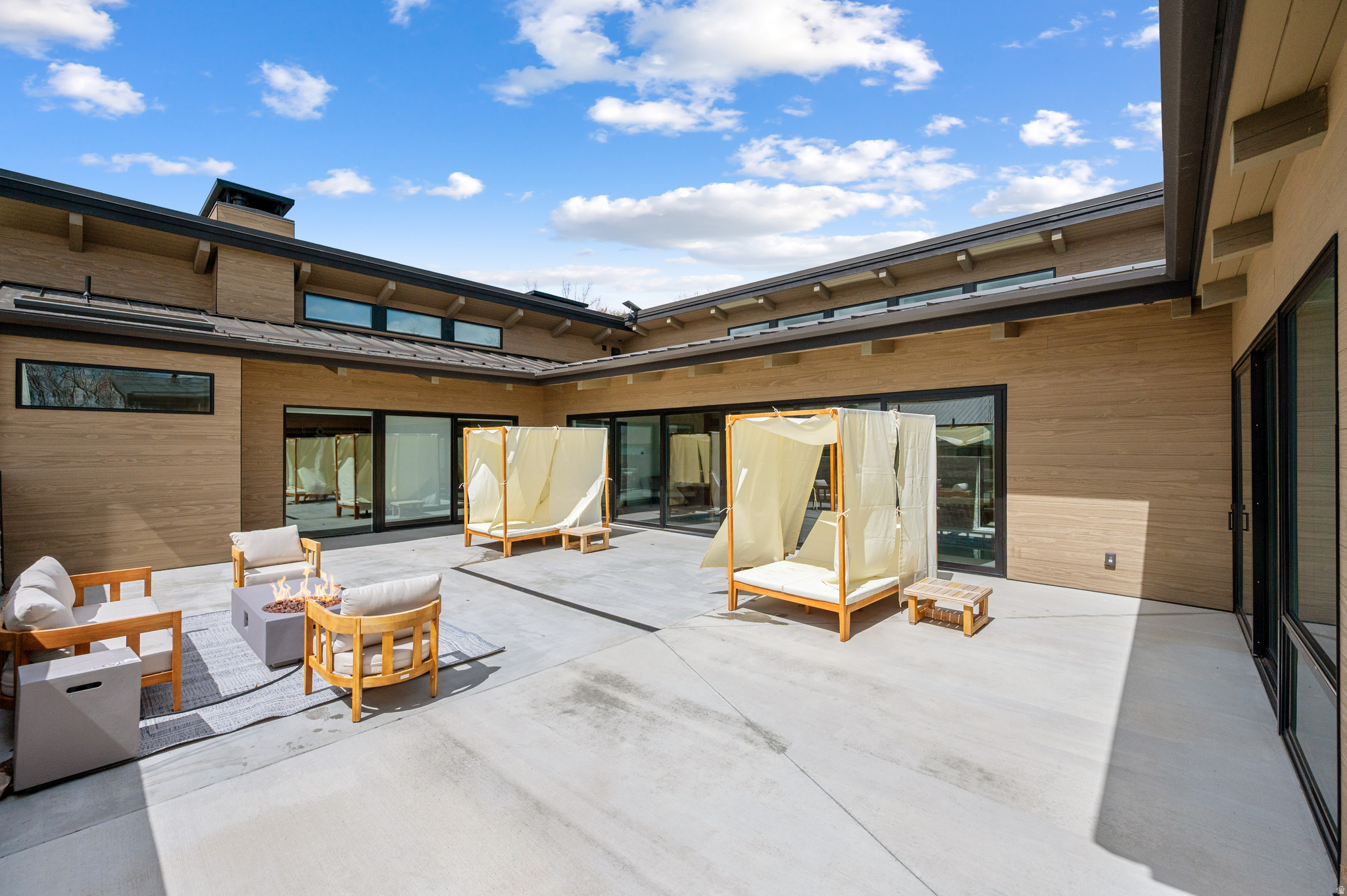 main property photo 57