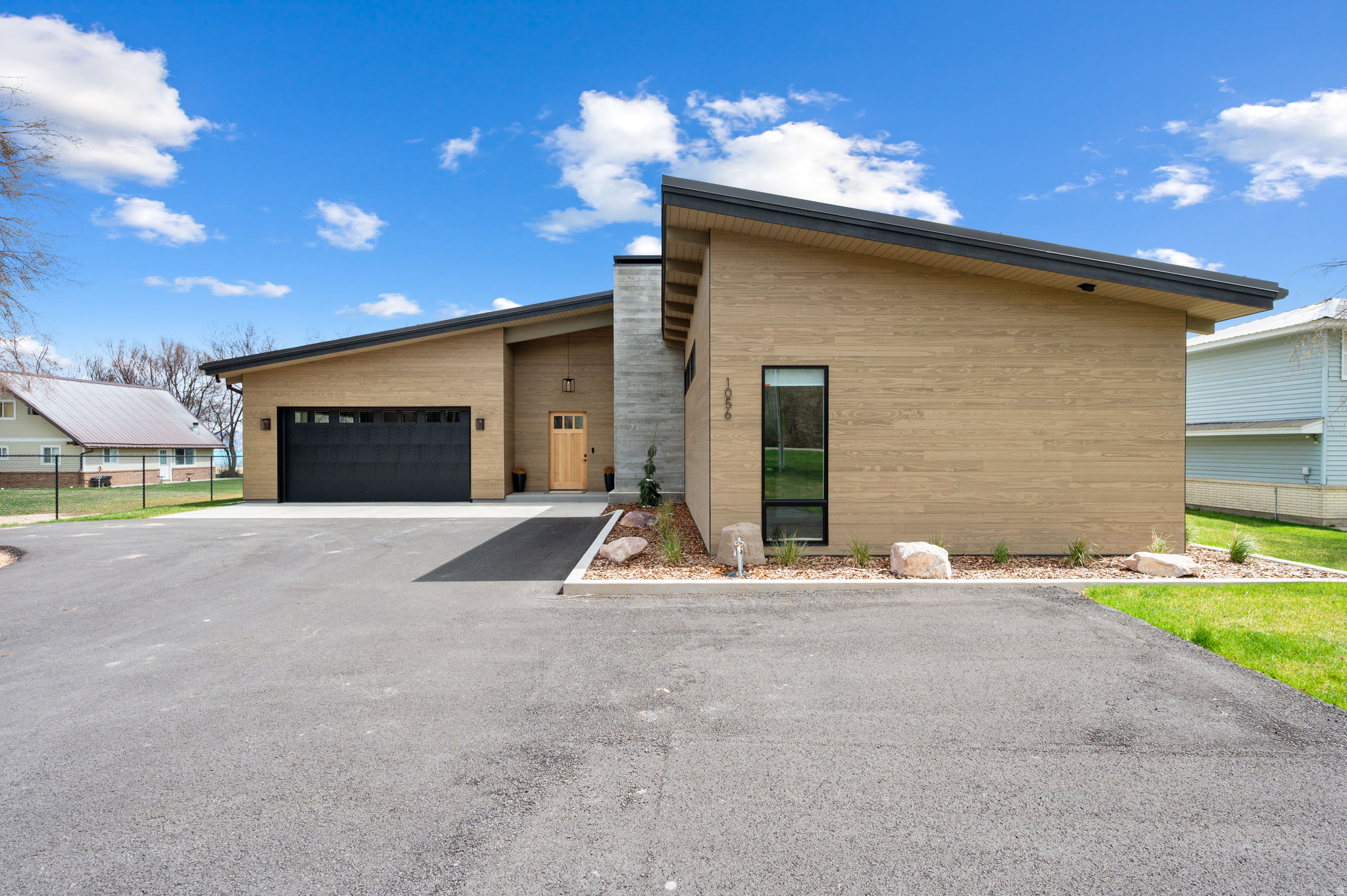 main property photo 64