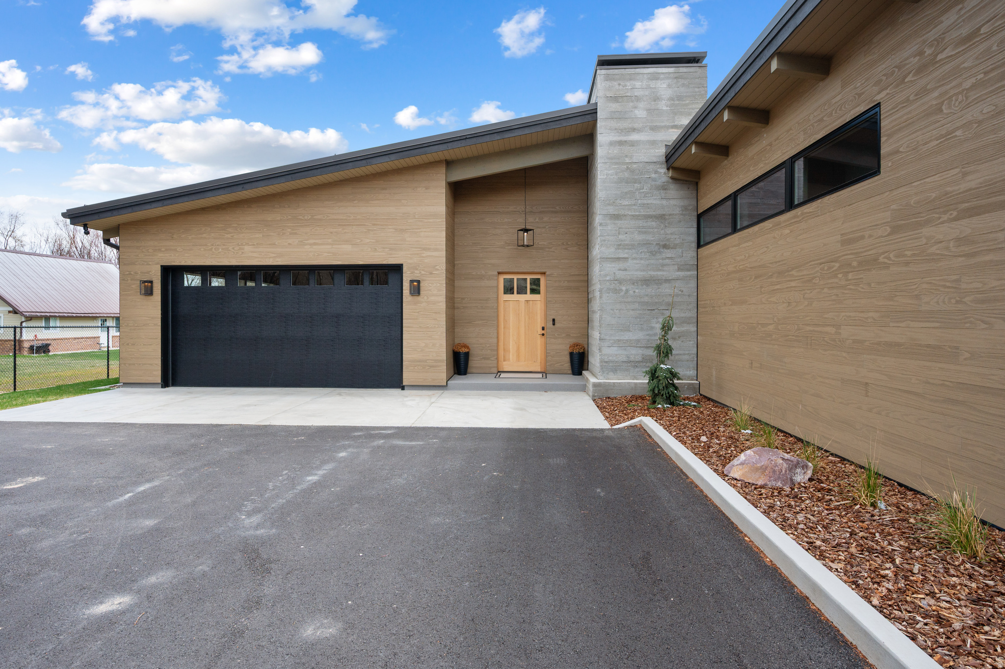 main property photo 66