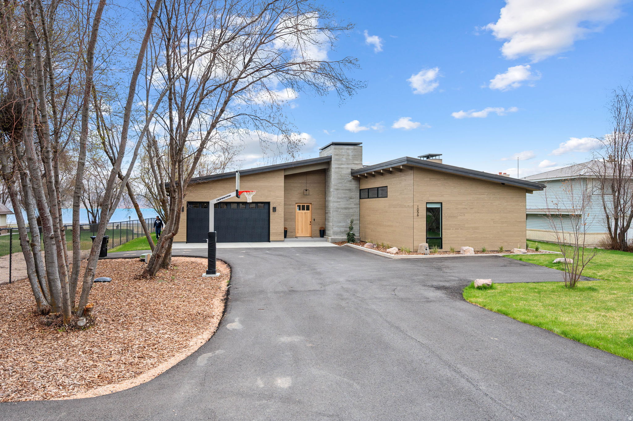 main property photo 68