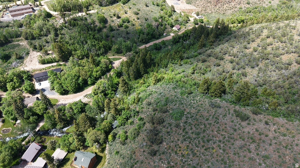 main property photo 25