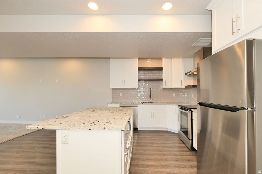 main property photo 66
