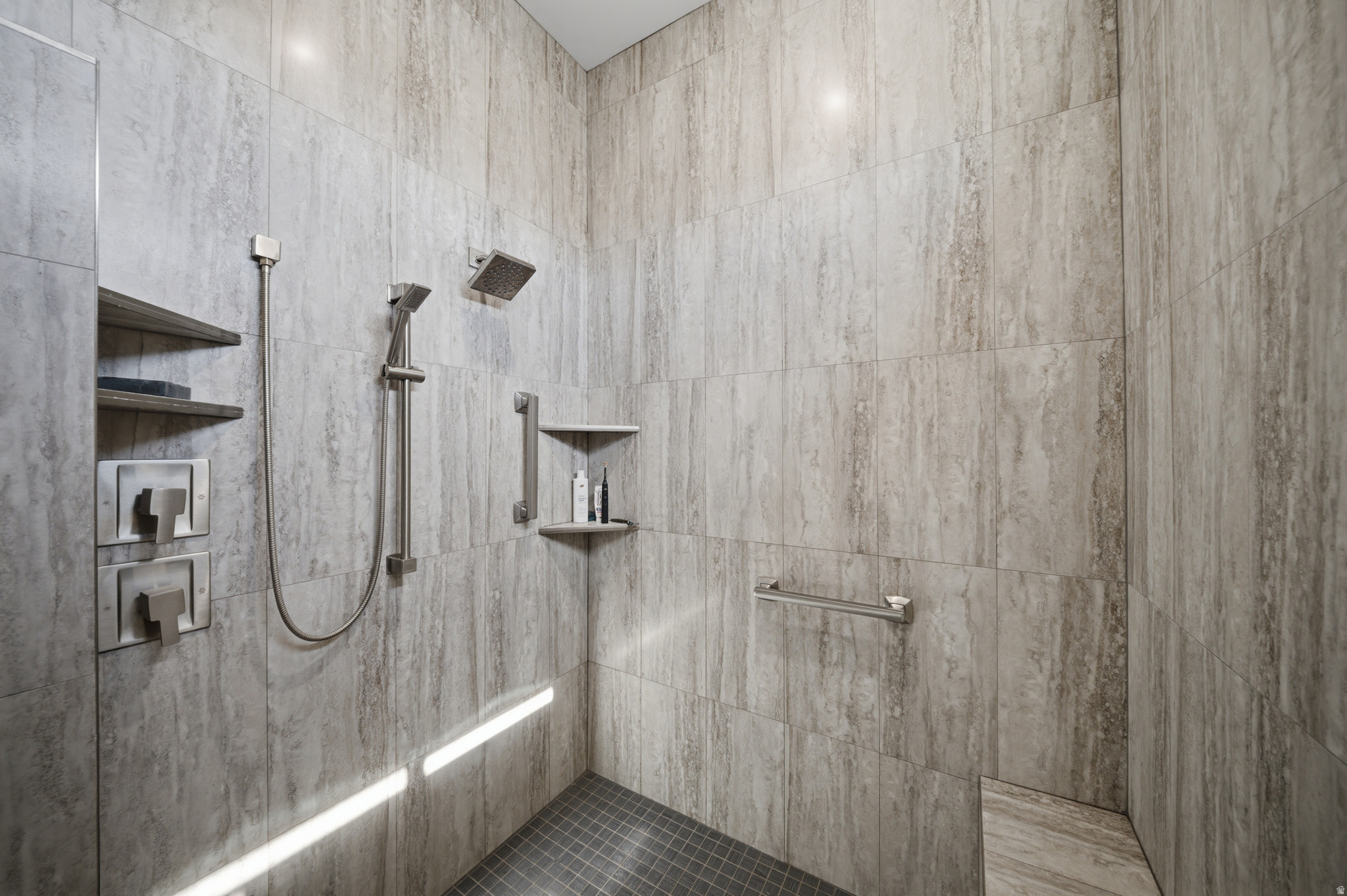 main property photo 58