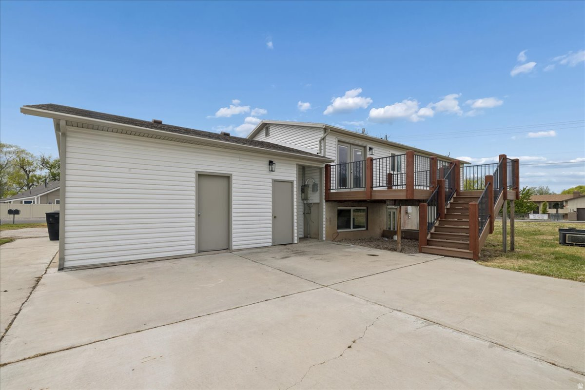 main property photo 15