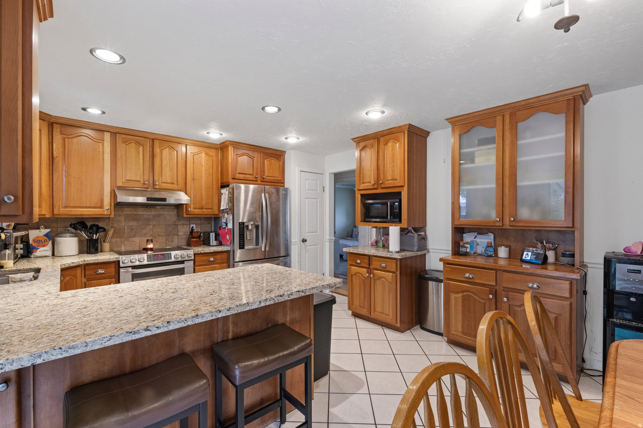 main property photo 12