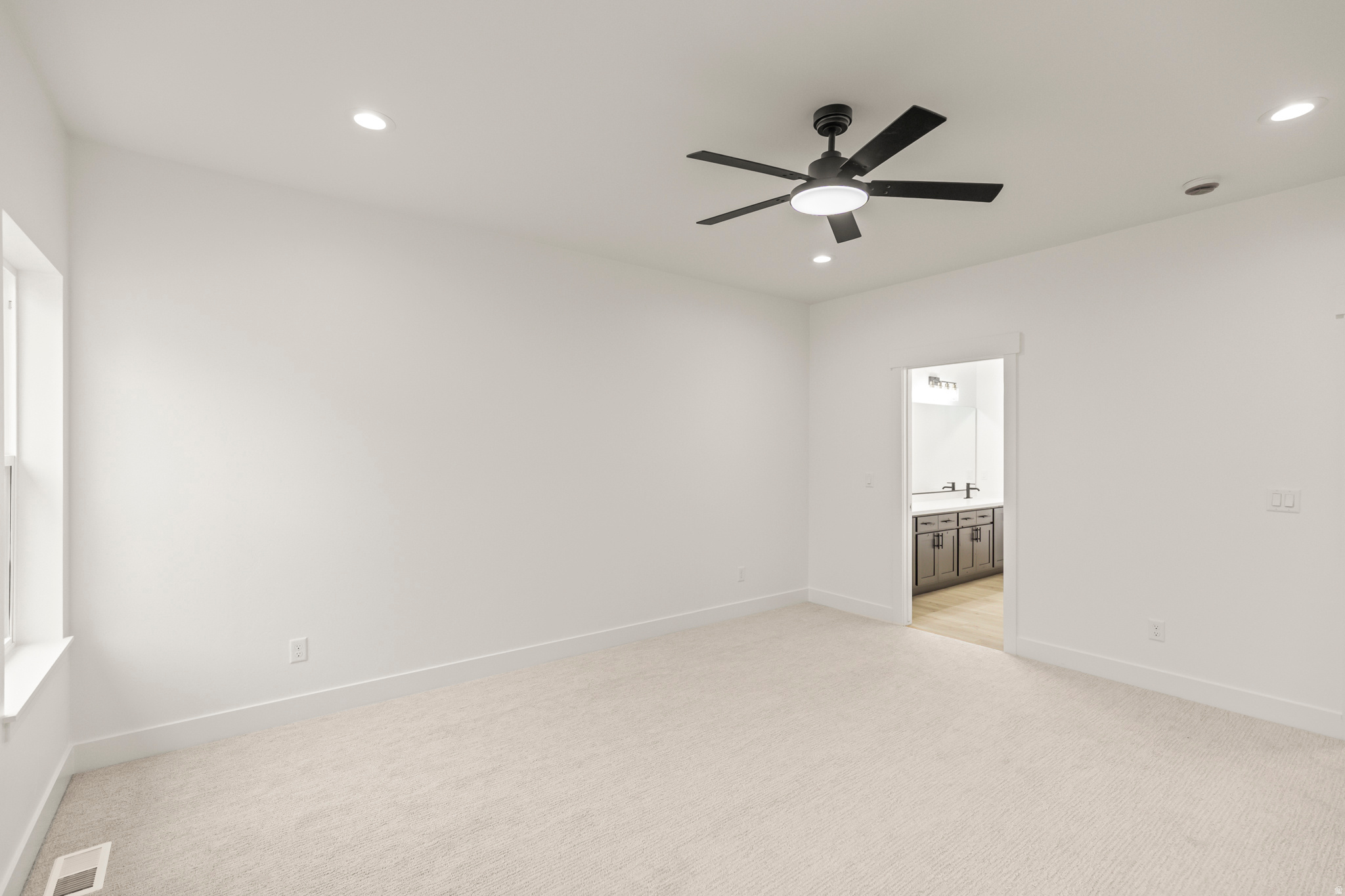 main property photo 66