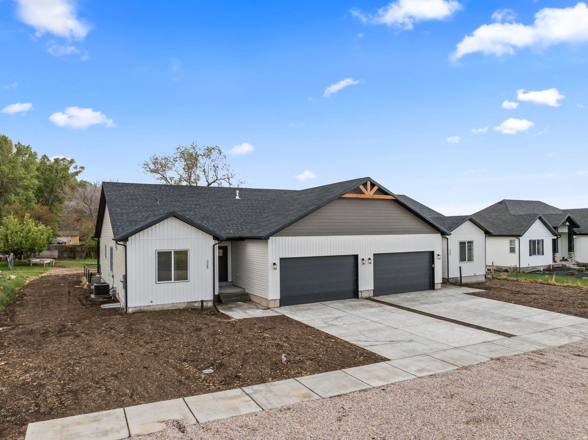 main property photo 88
