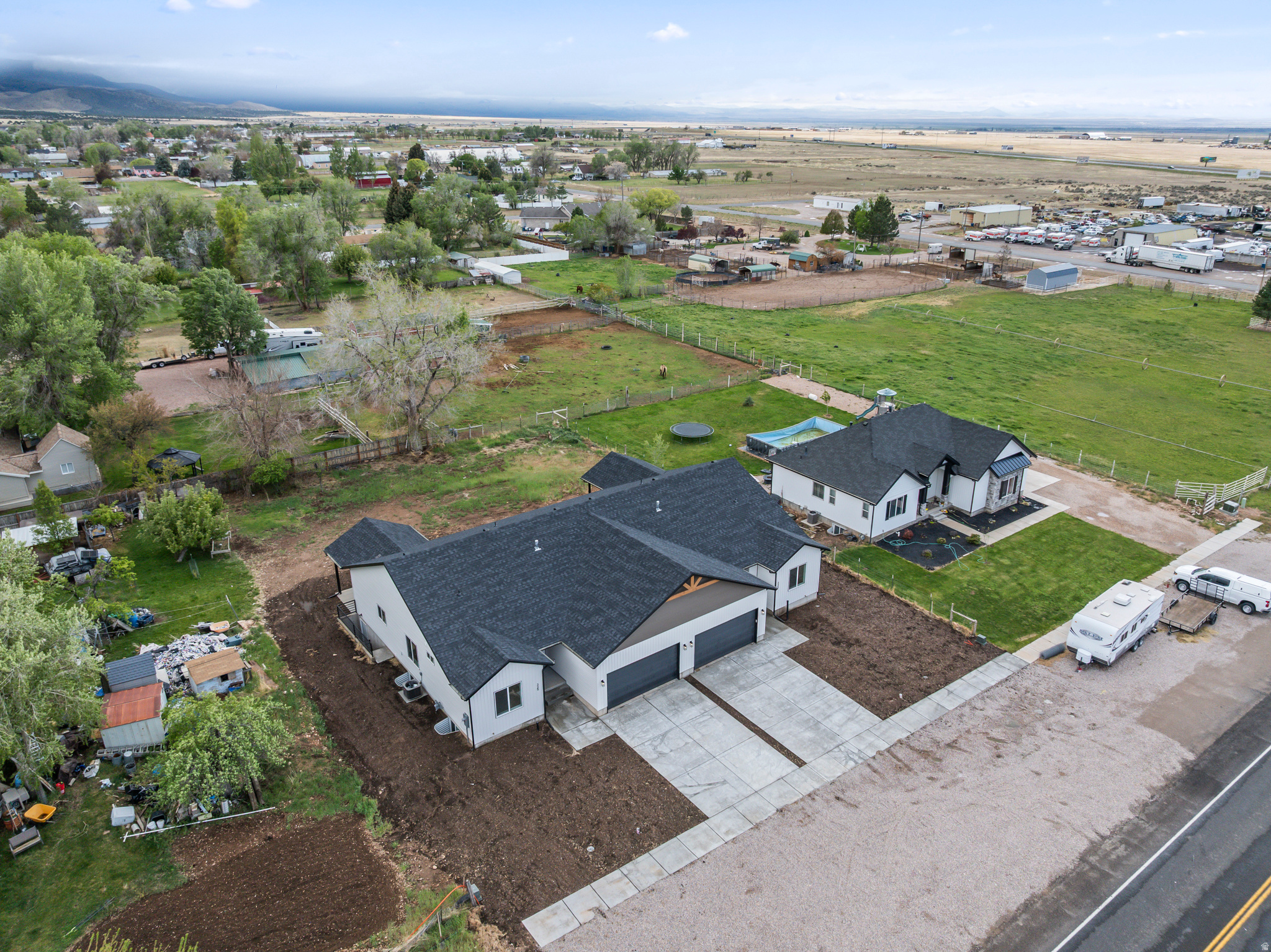 main property photo 92