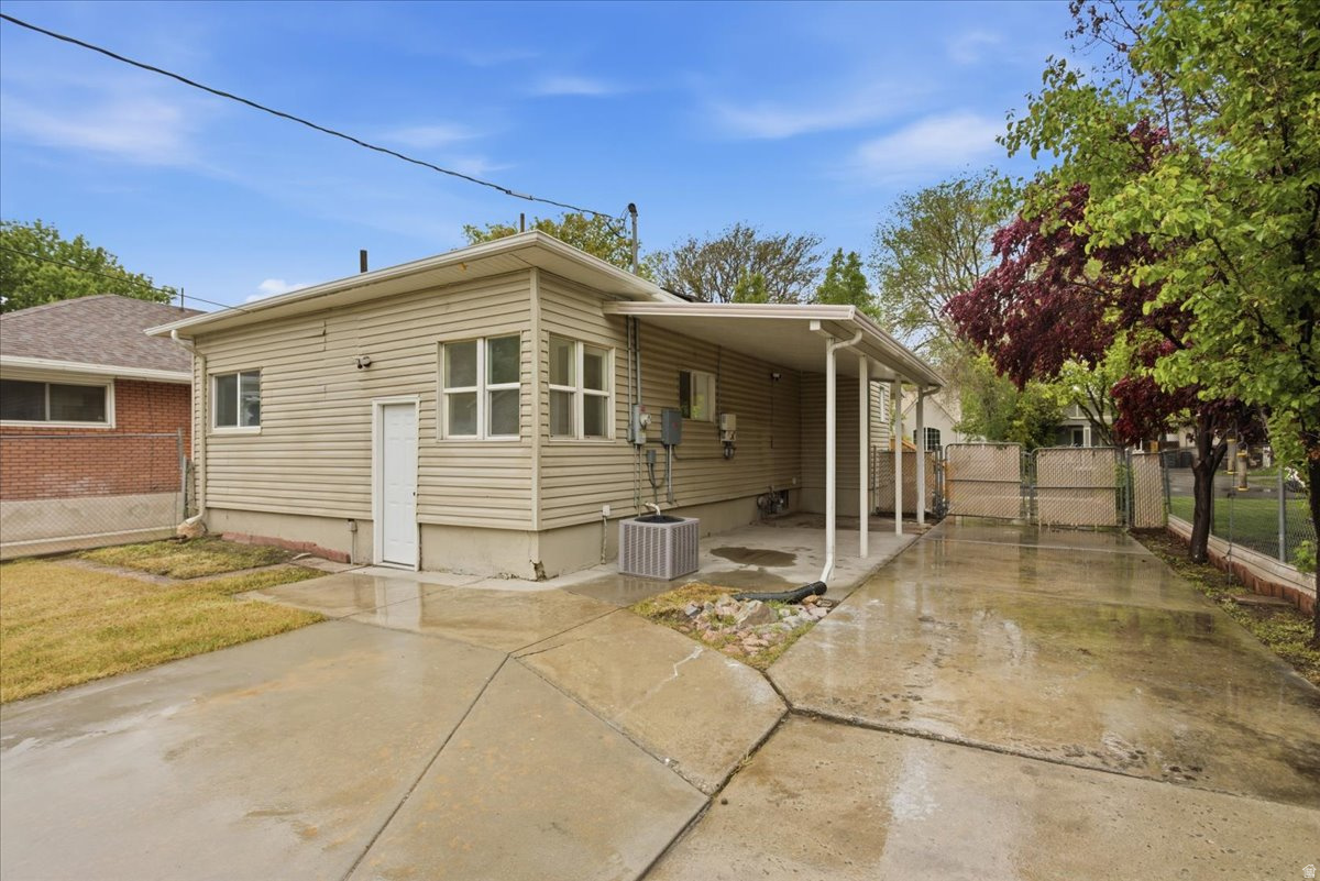 main property photo 27