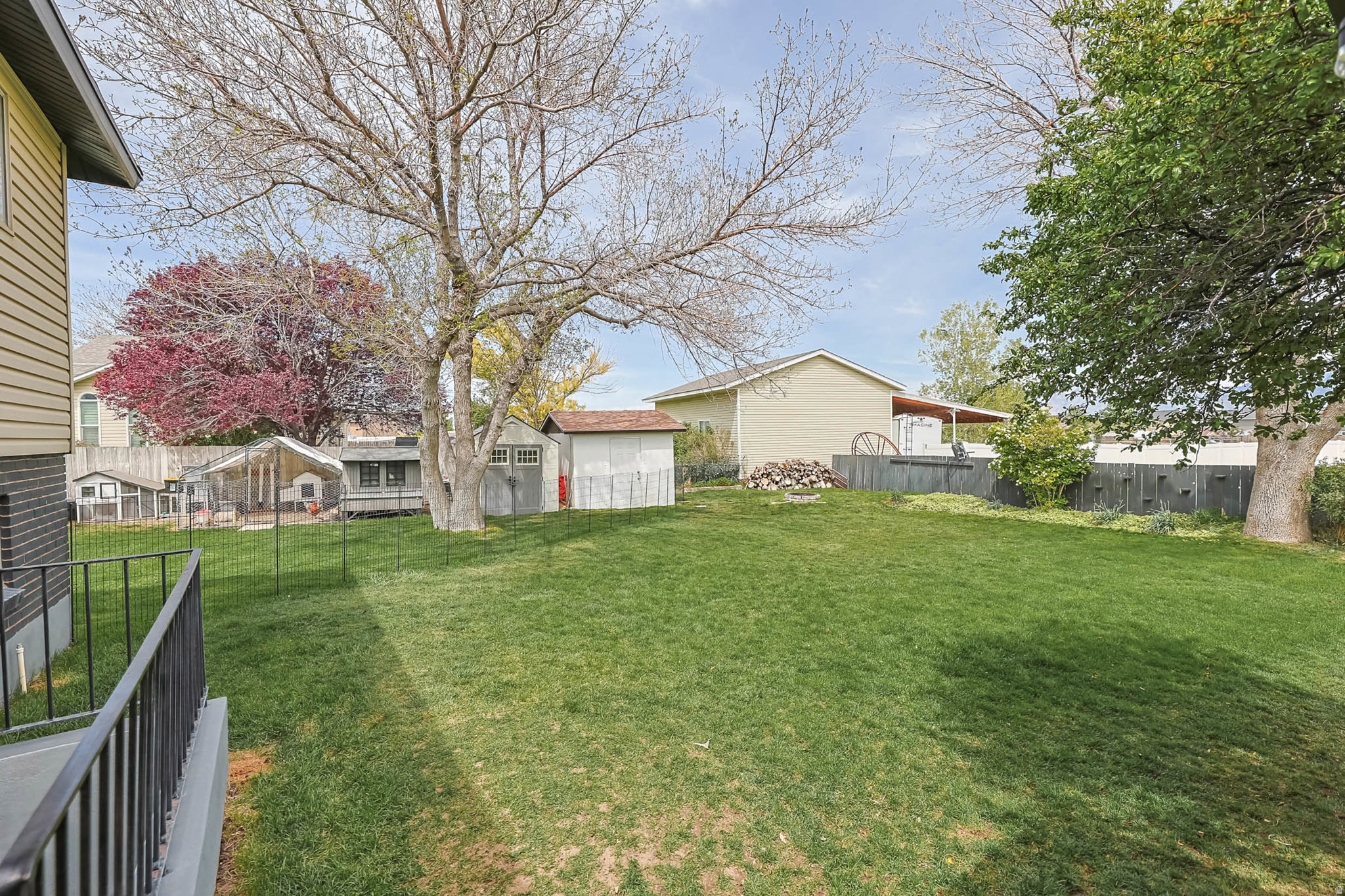 main property photo 42