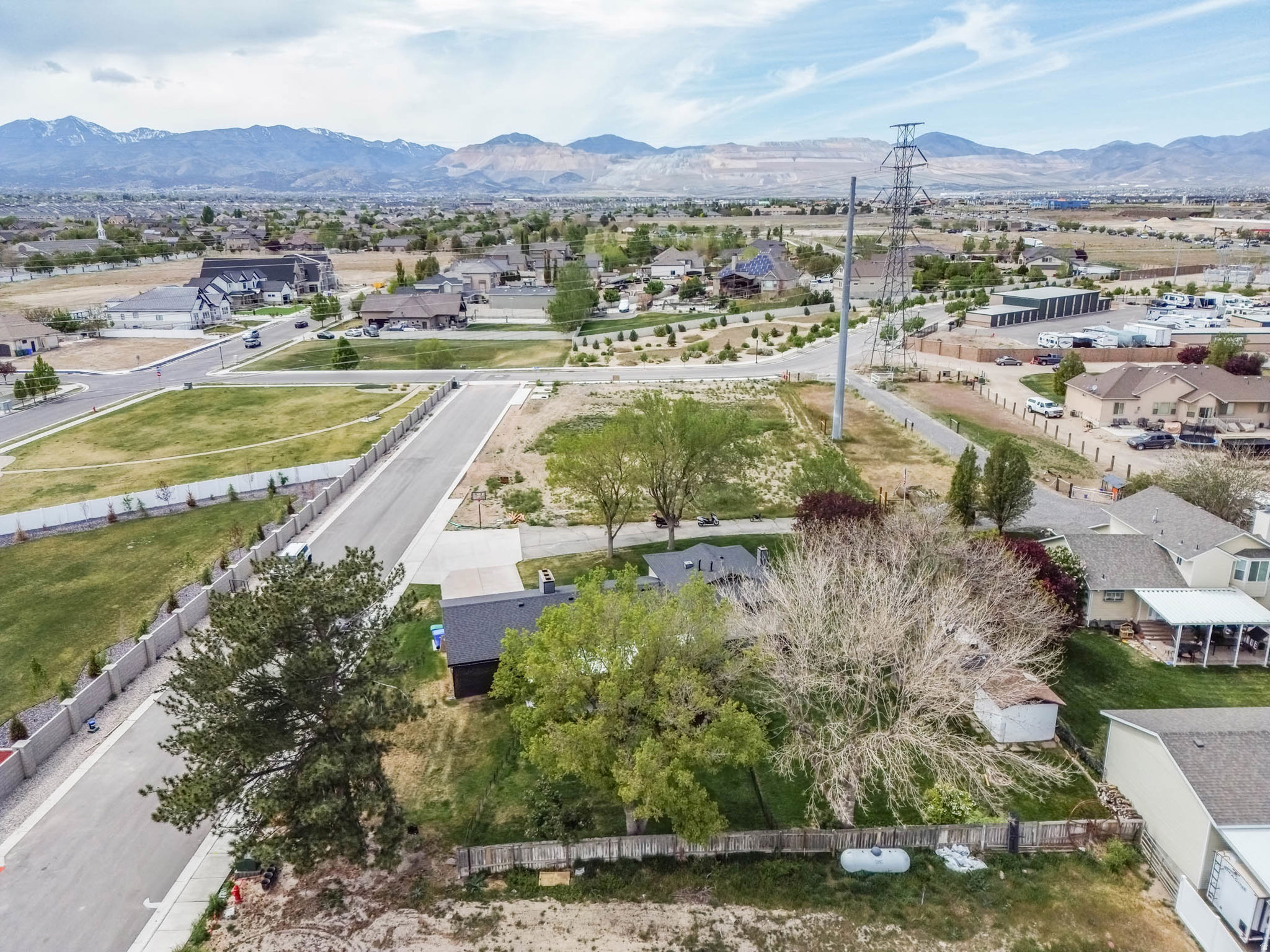 main property photo 48
