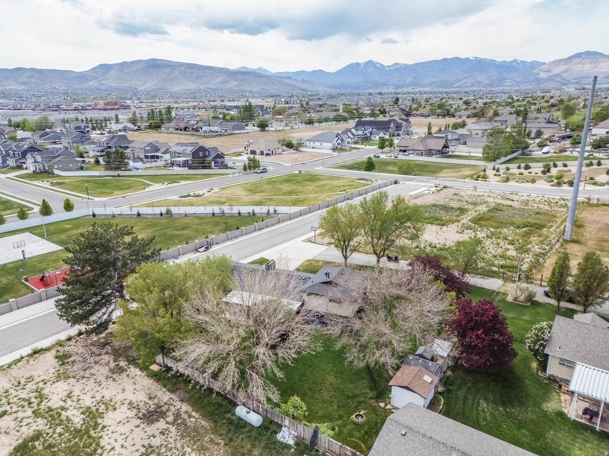 main property photo 49