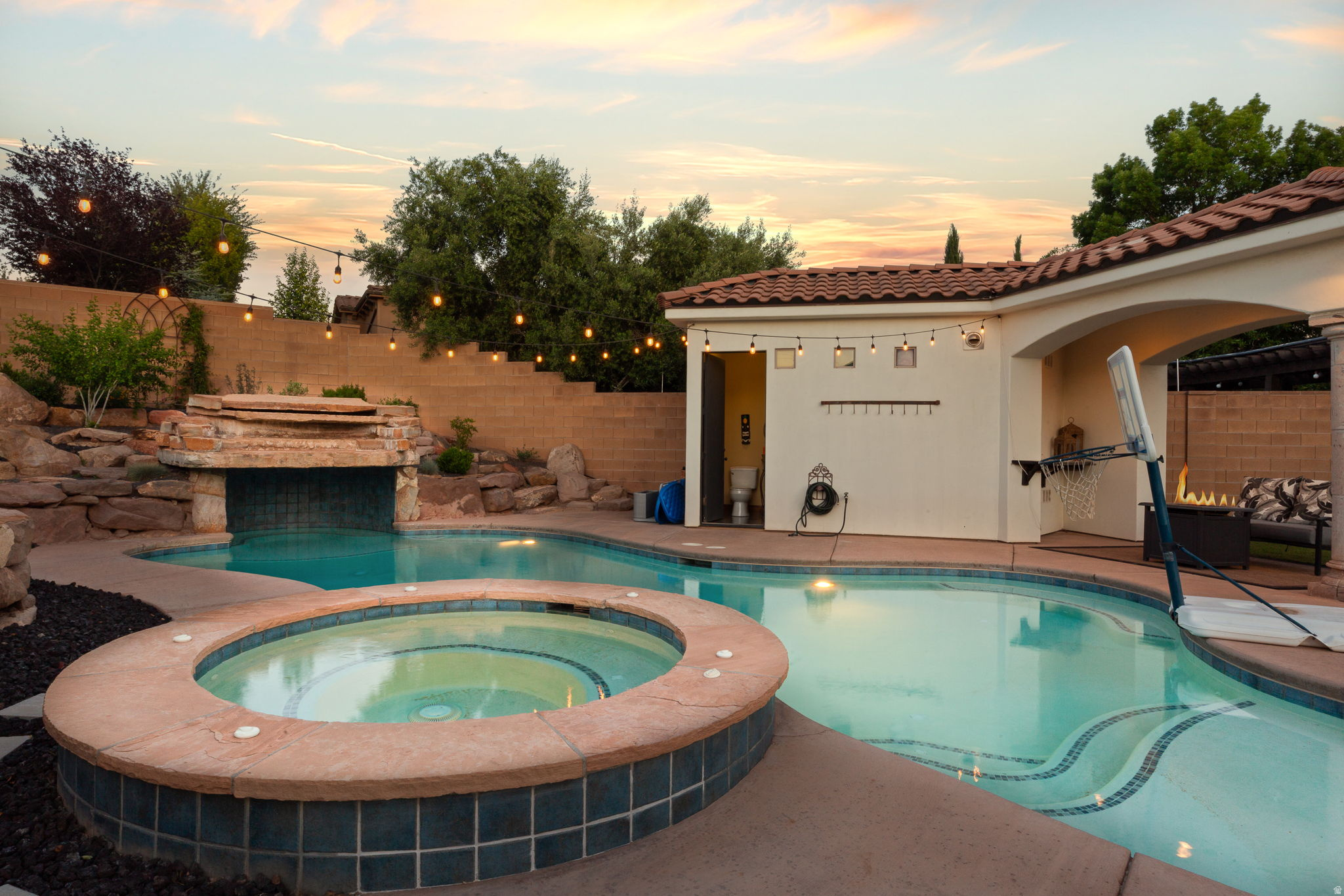 main property photo 66