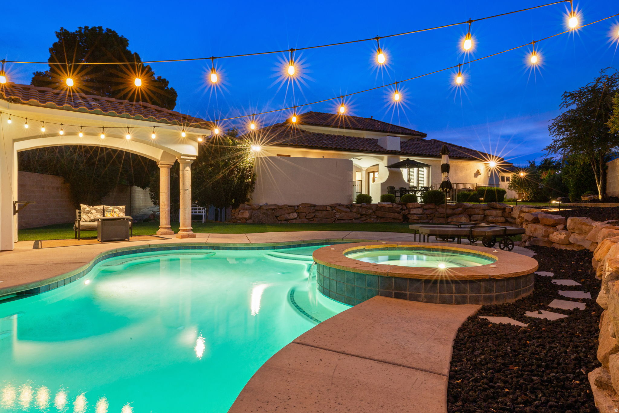 main property photo 89