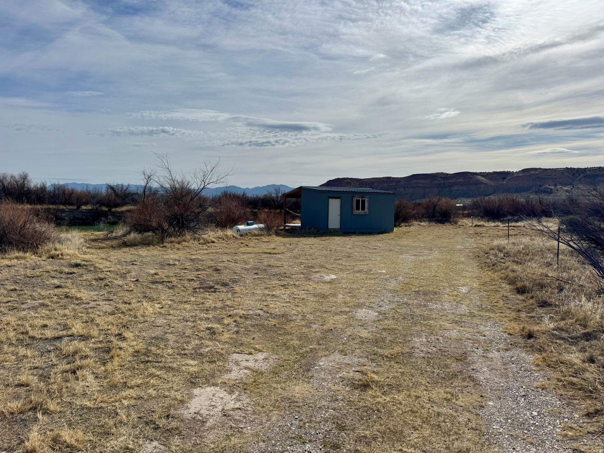 main property photo 27