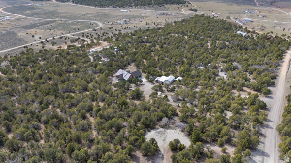 main property photo 78
