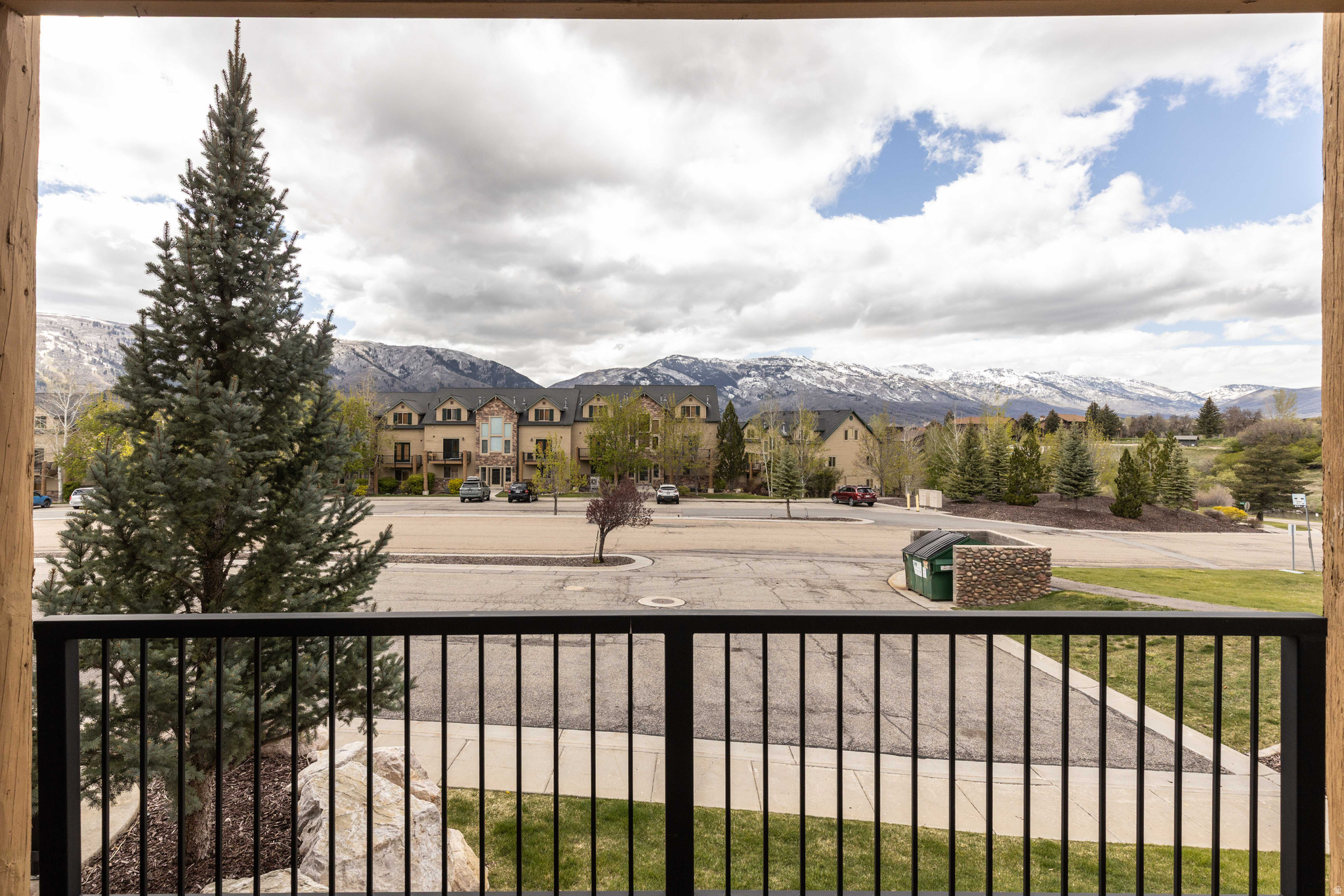 main property photo 13