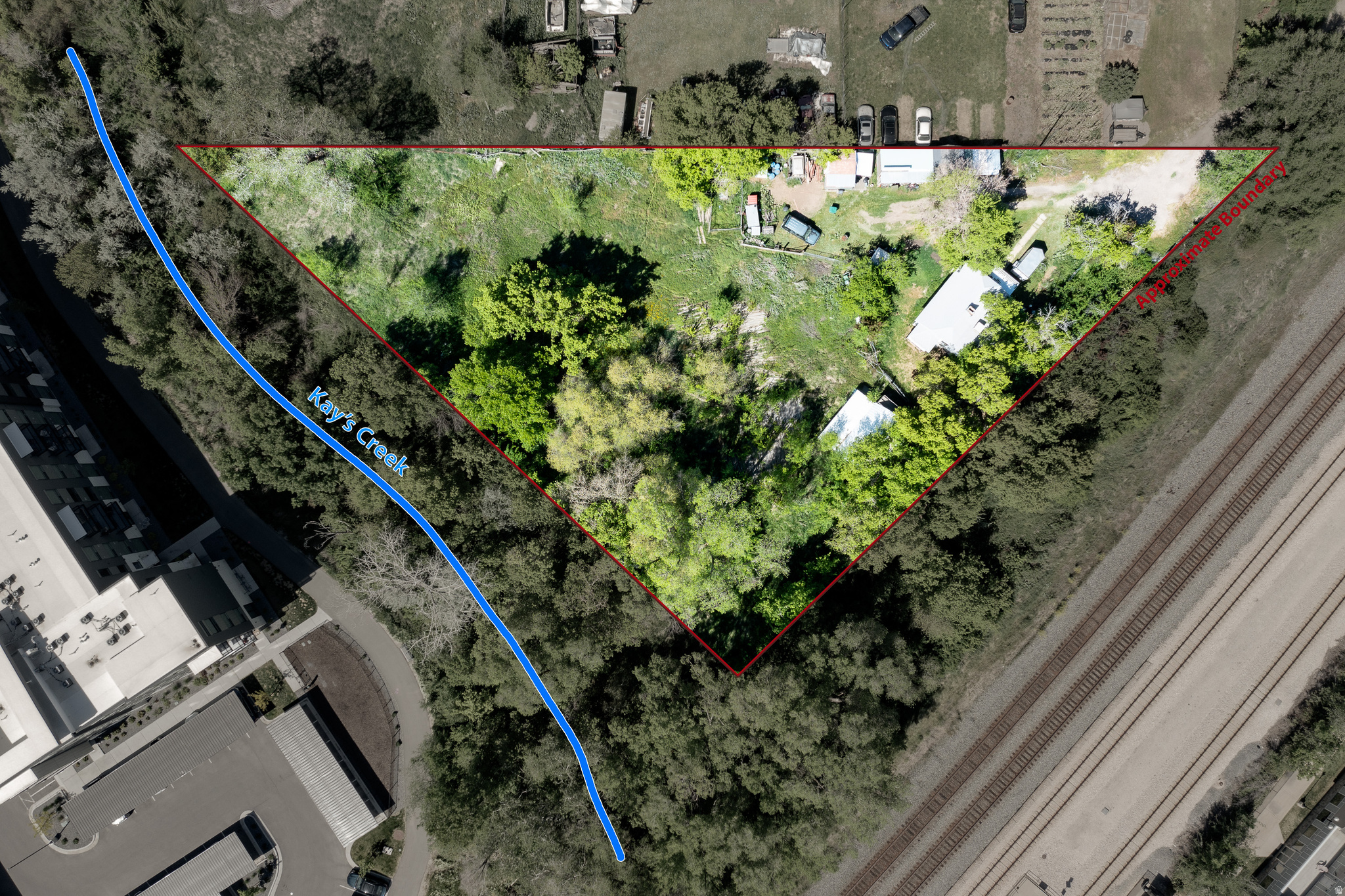 main property photo 9