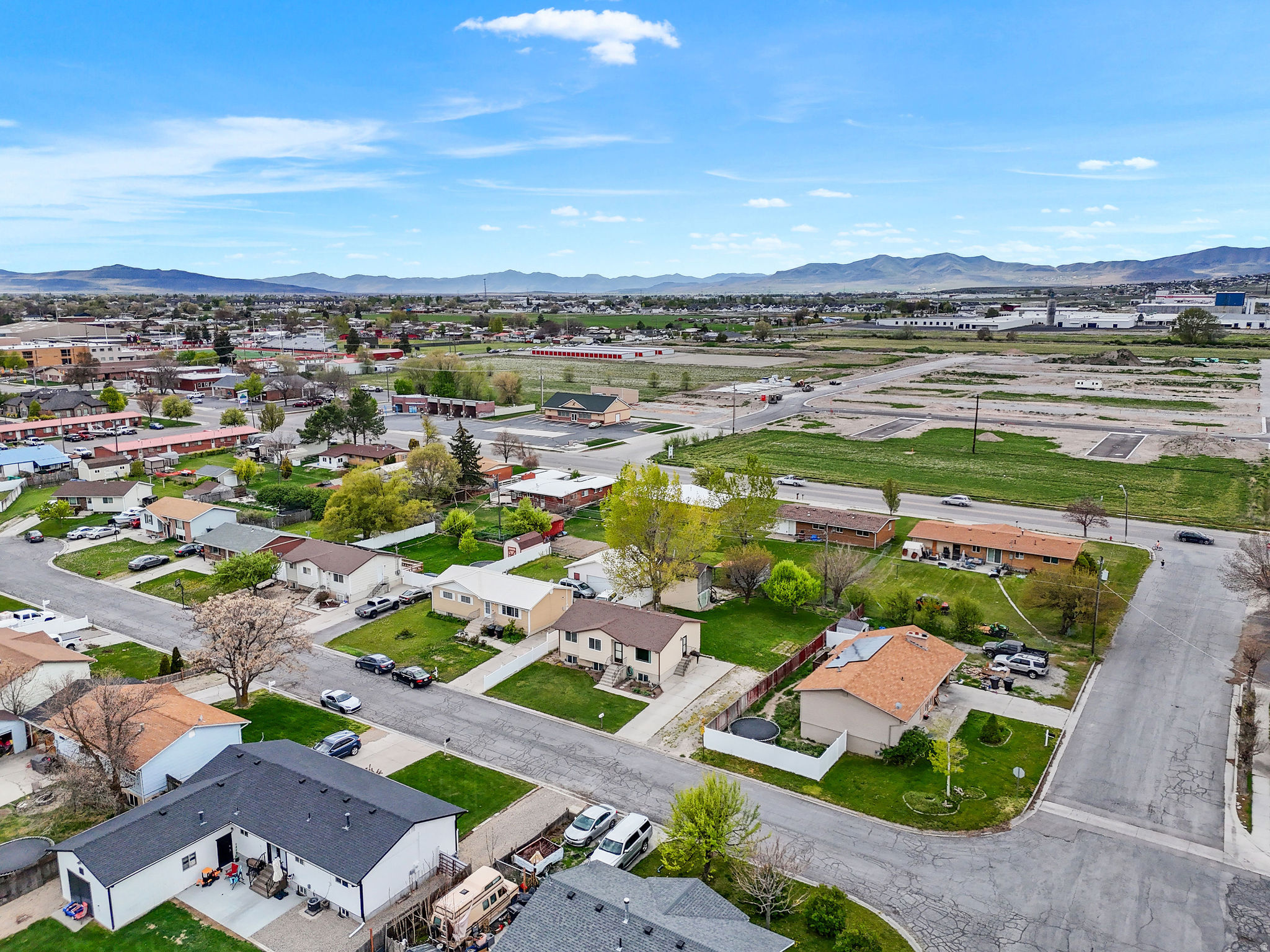 main property photo 35