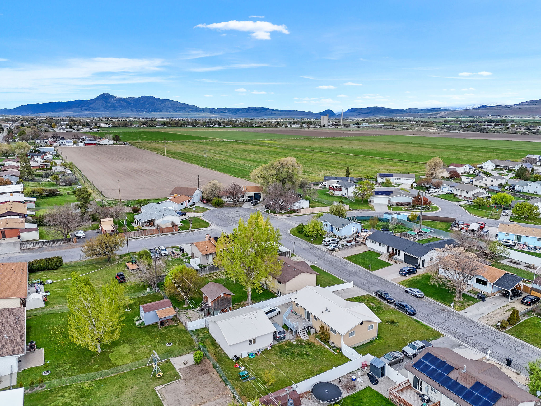 main property photo 36