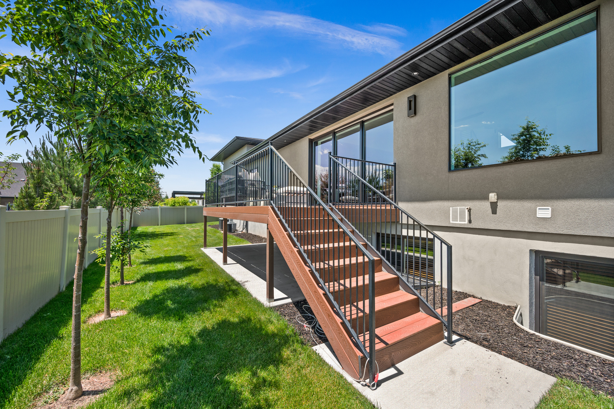 main property photo 44