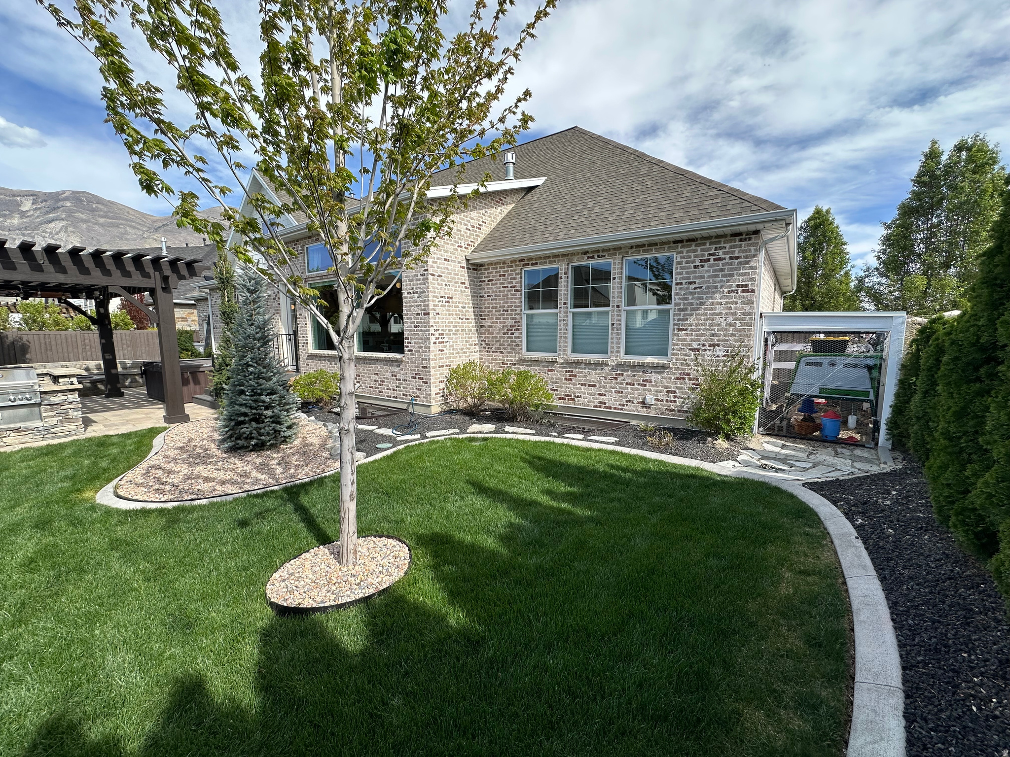 main property photo 43