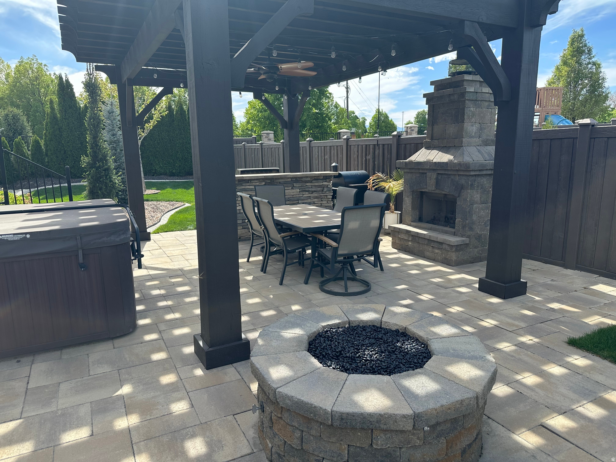 main property photo 47