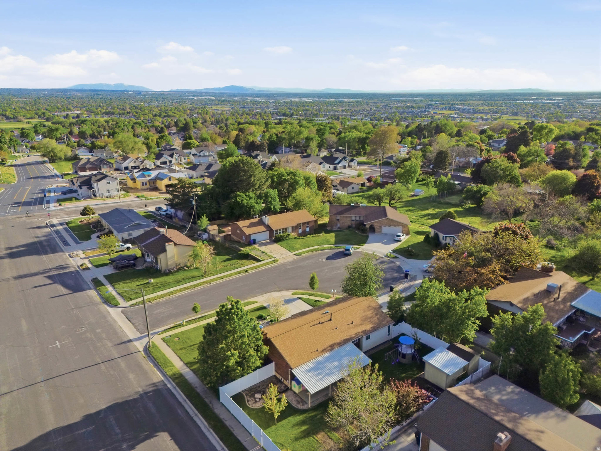 main property photo 47