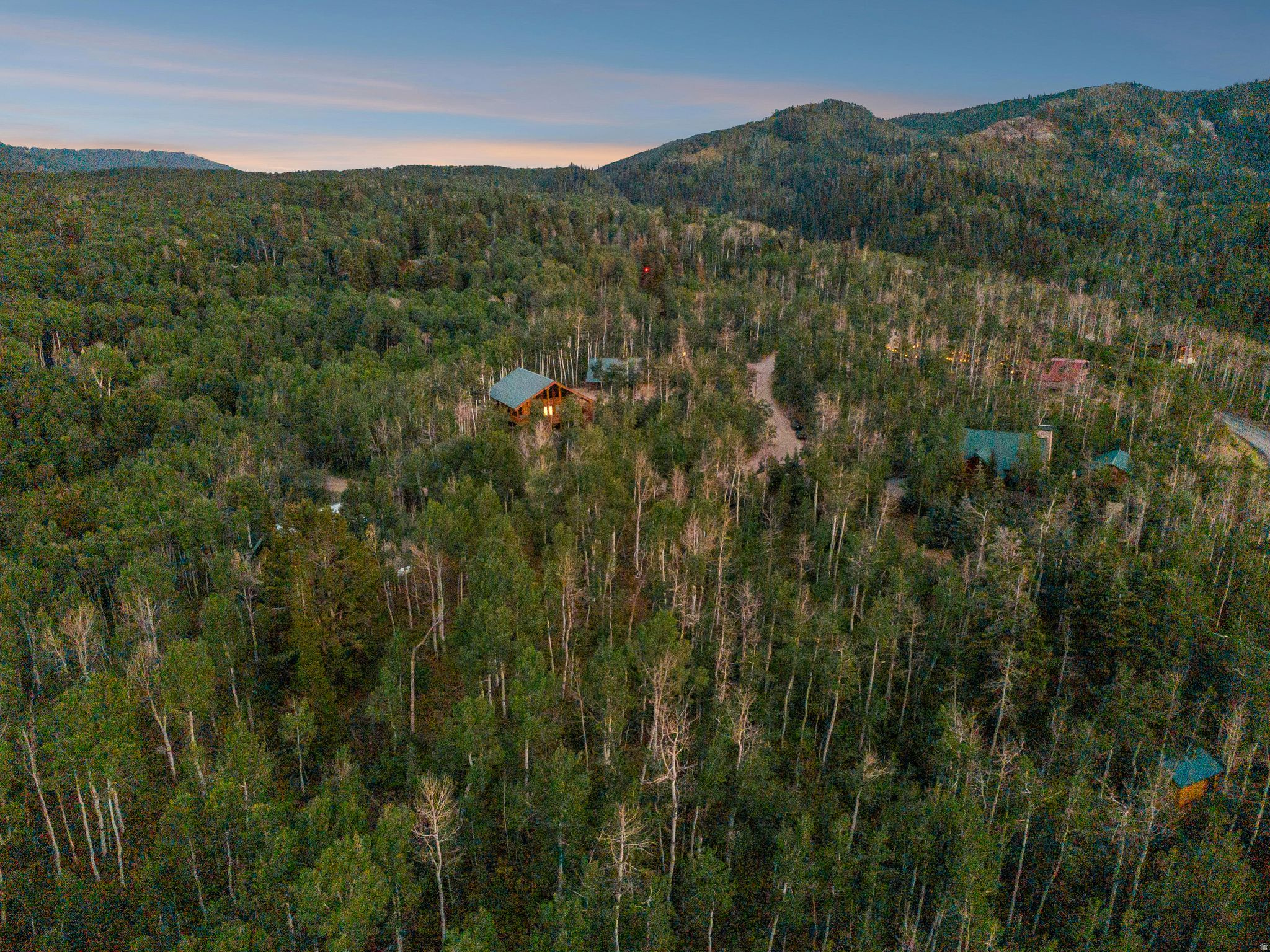 main property photo 11