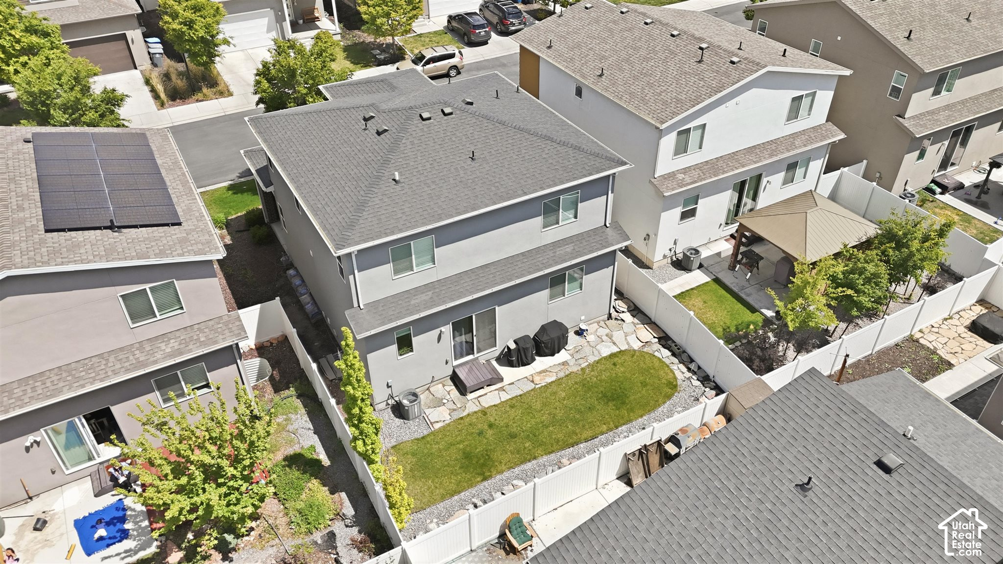 main property photo 45