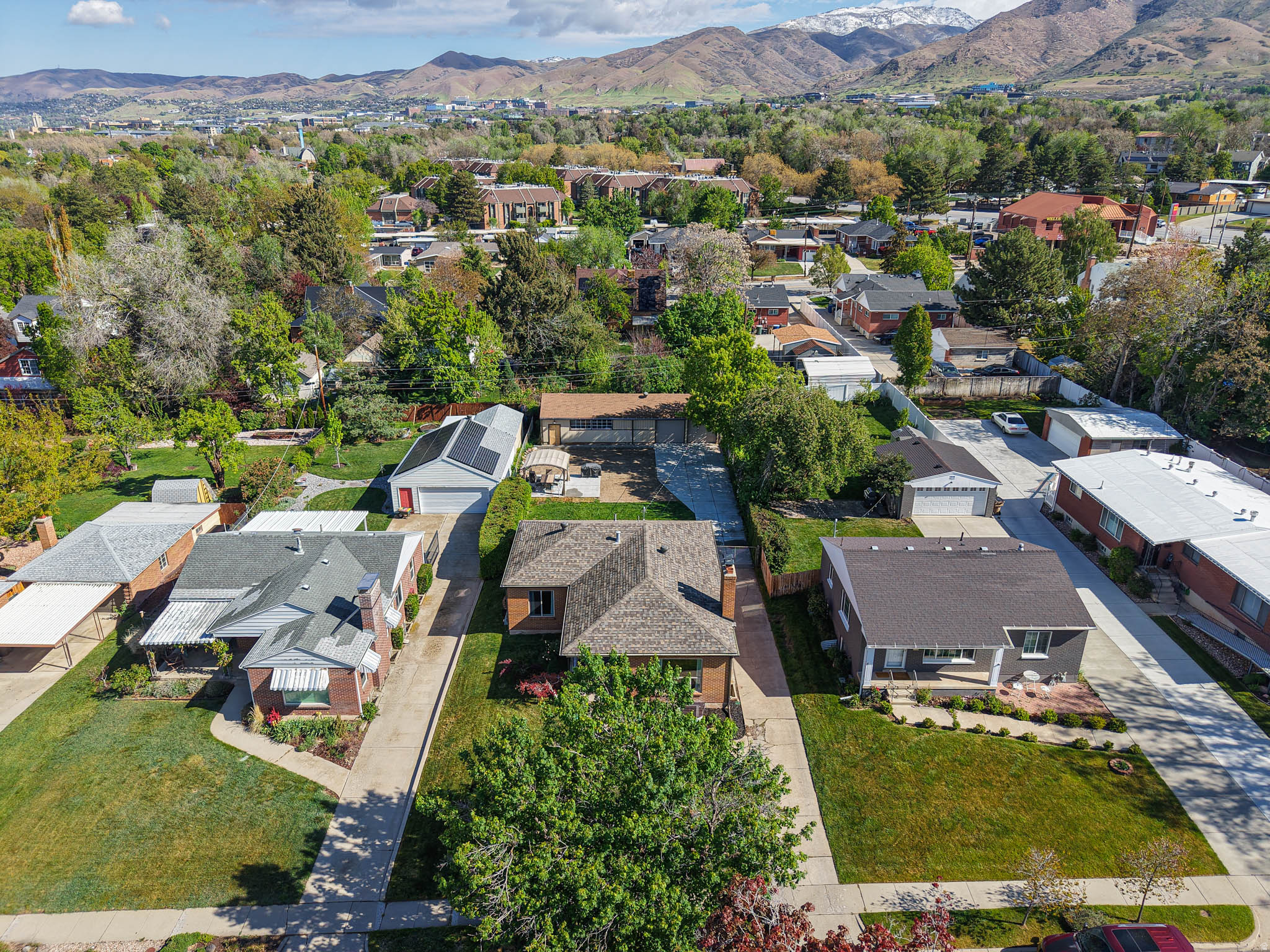 property viewer photo 12