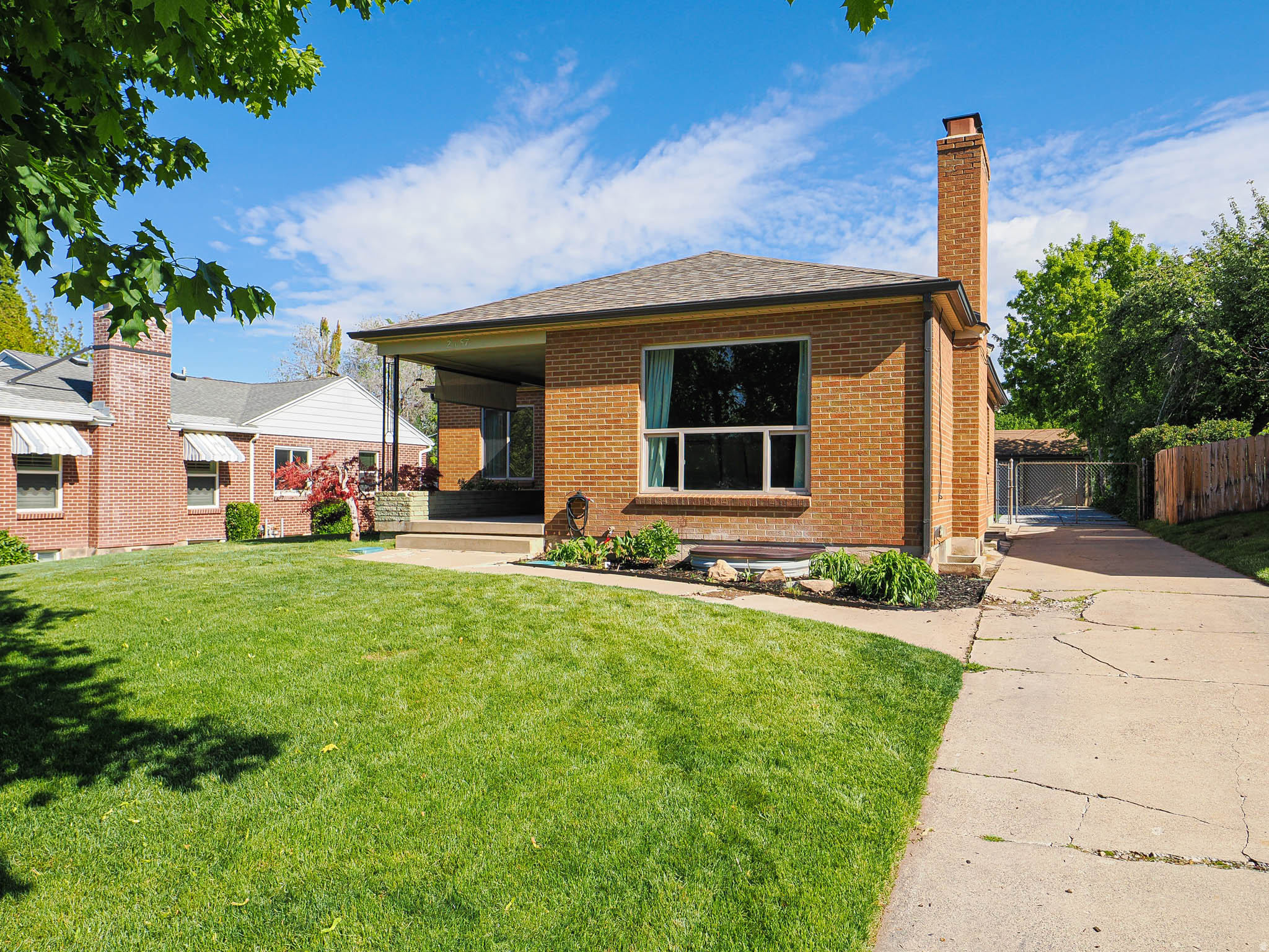 property viewer photo 2