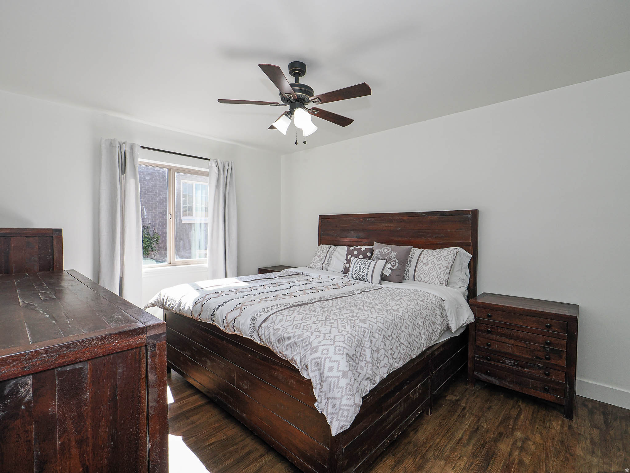 property viewer photo 44