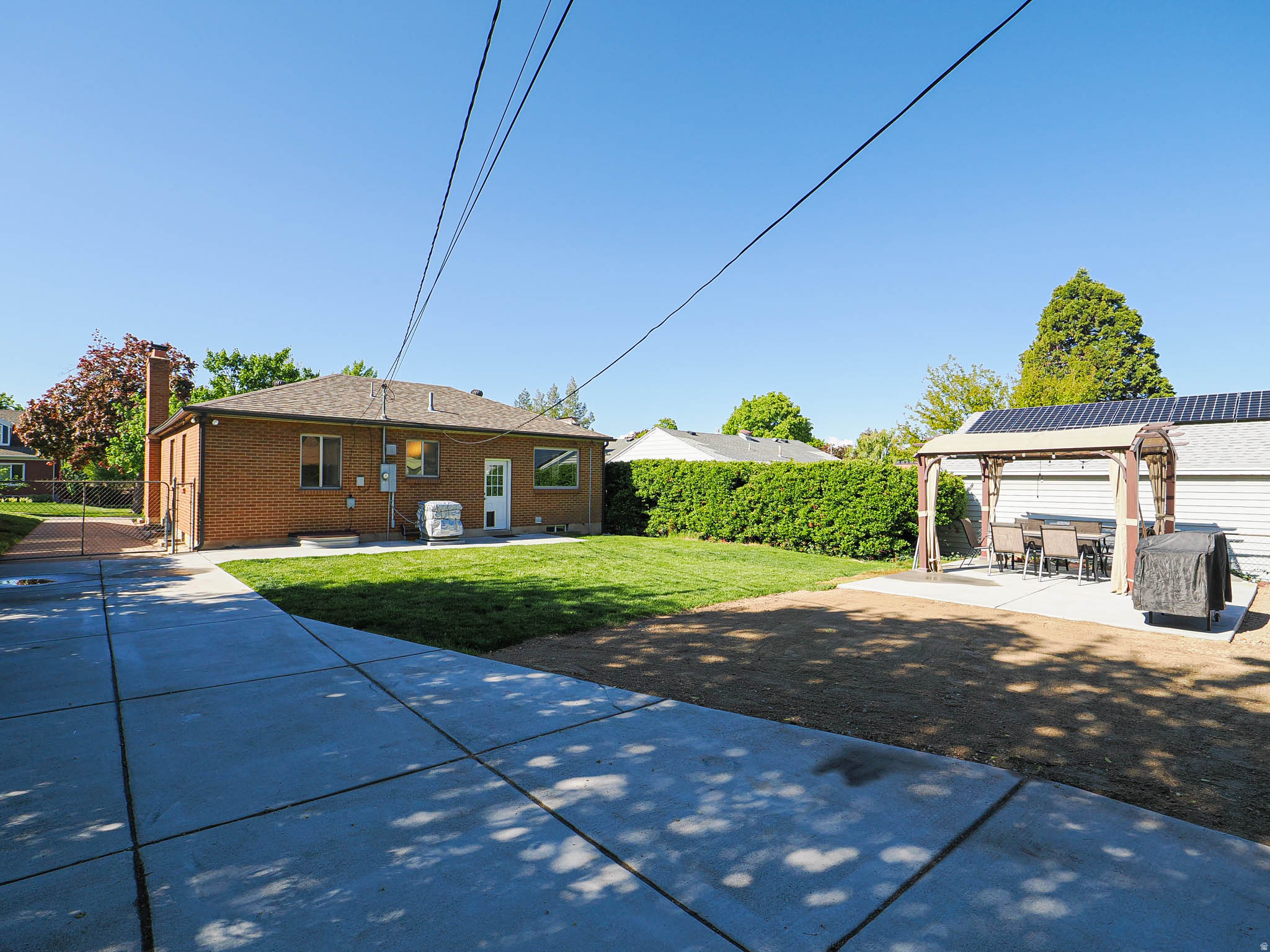 property viewer photo 5