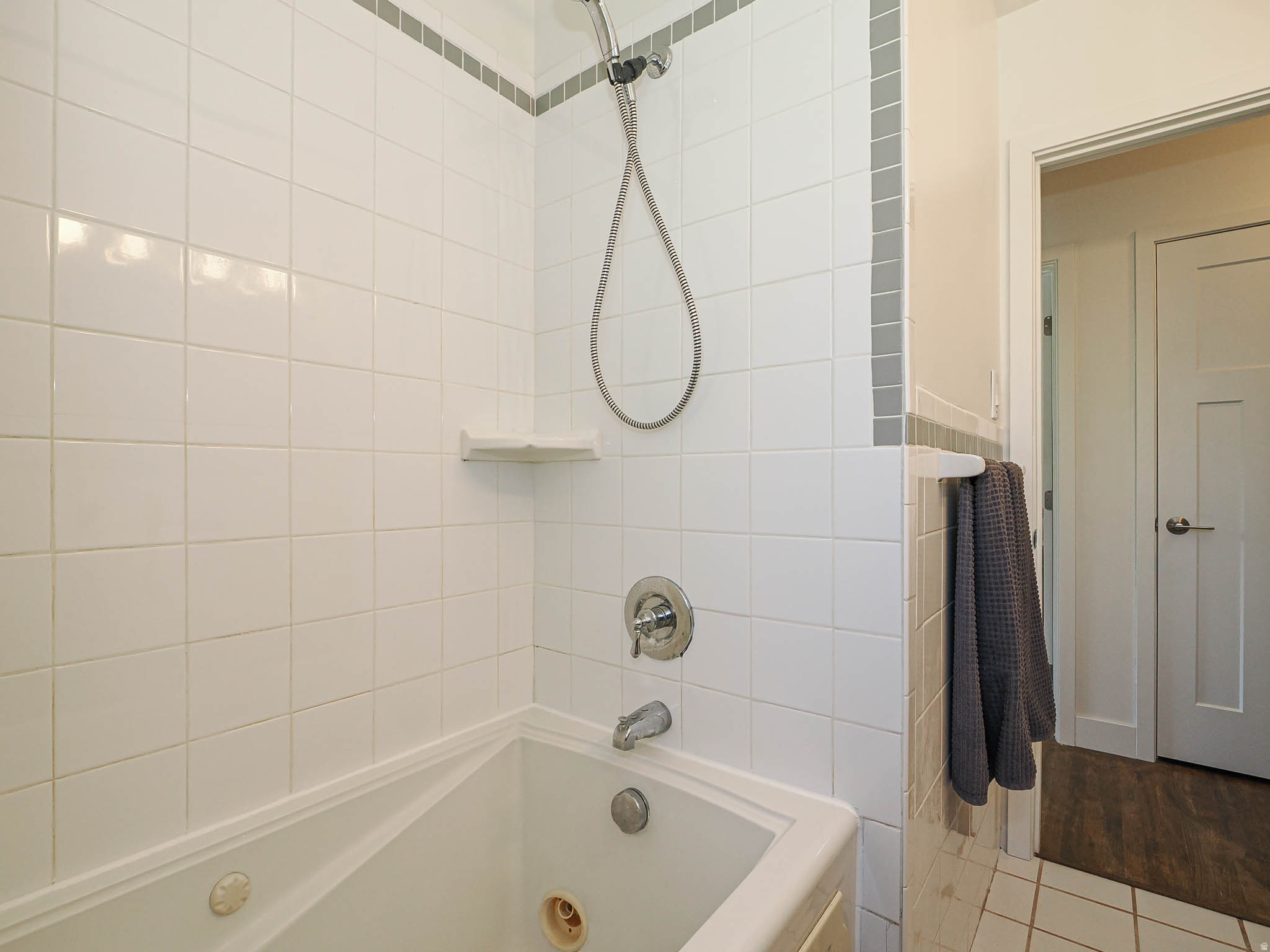property viewer photo 52