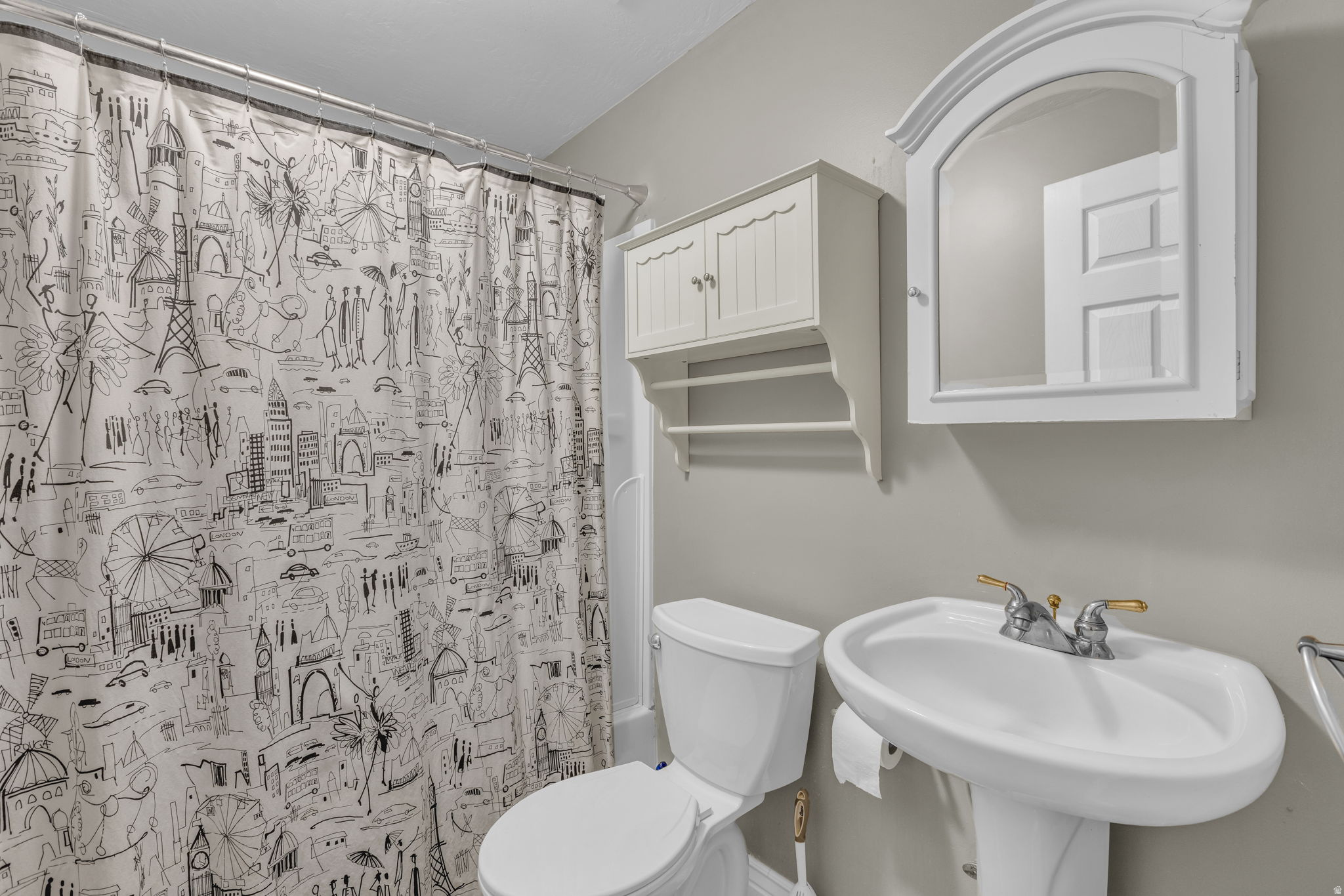 main property photo 19