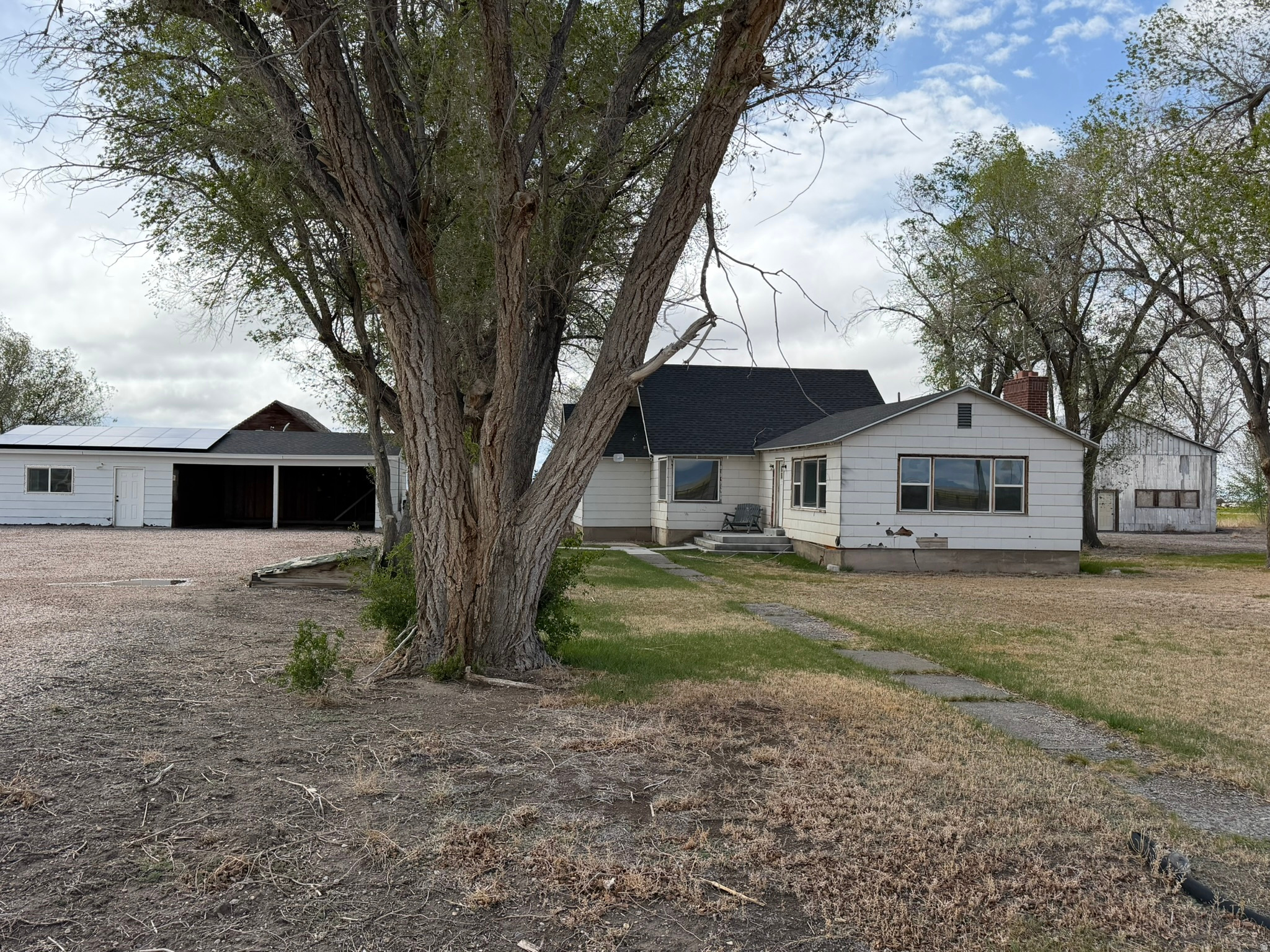 main property photo 57